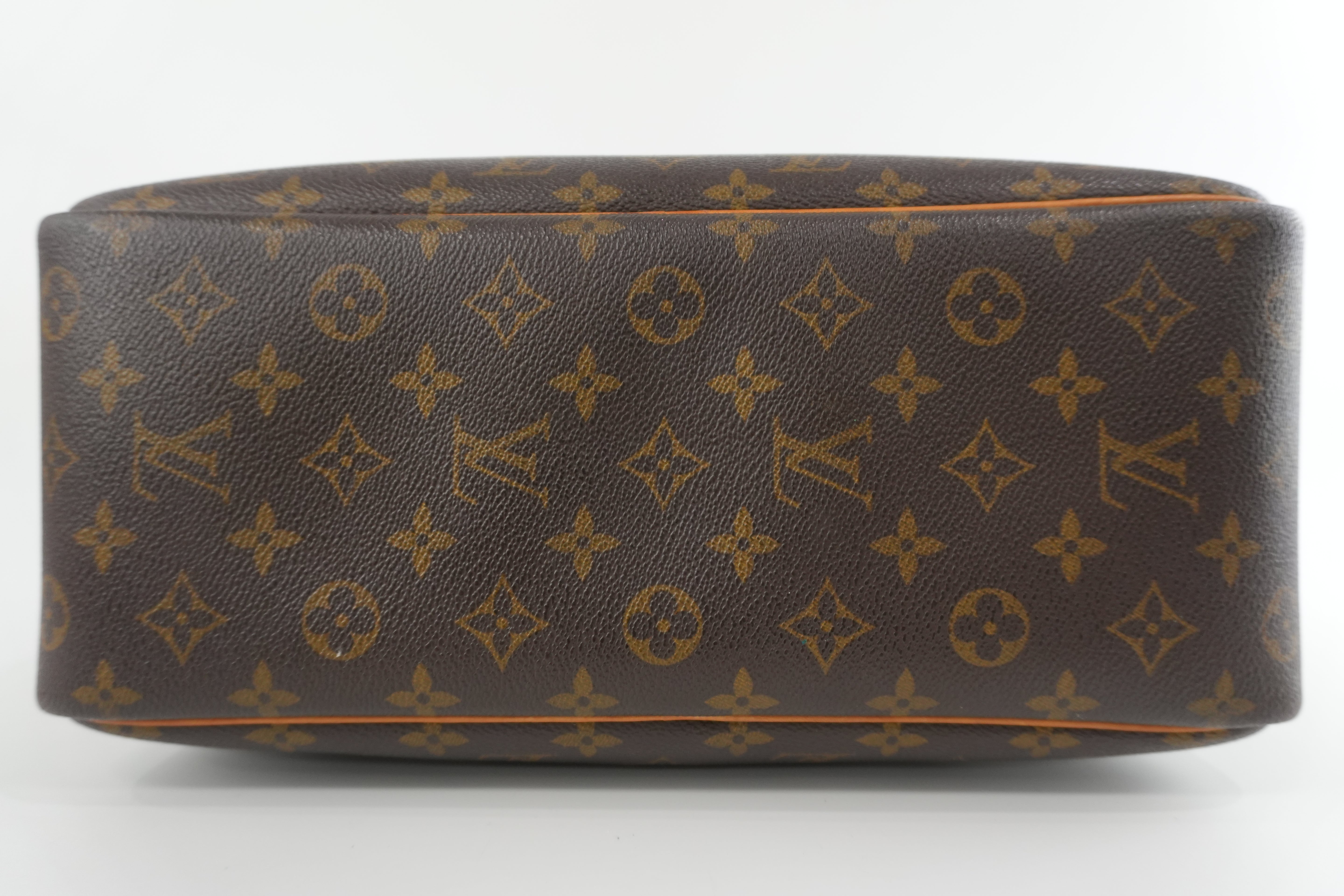 Louis Vuitton Monogram Deauville Handbag Used