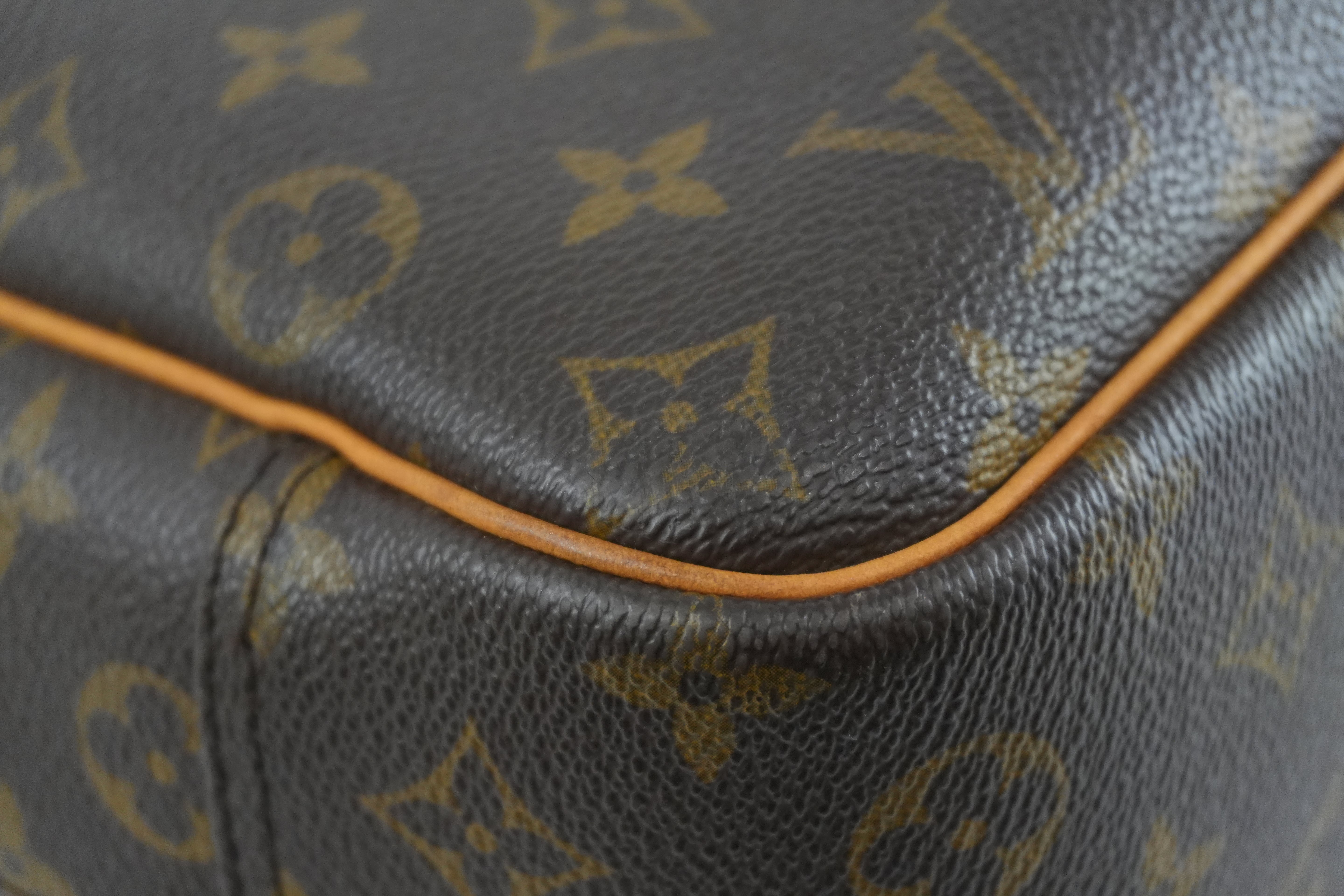 Louis Vuitton Monogram Deauville Handbag Used