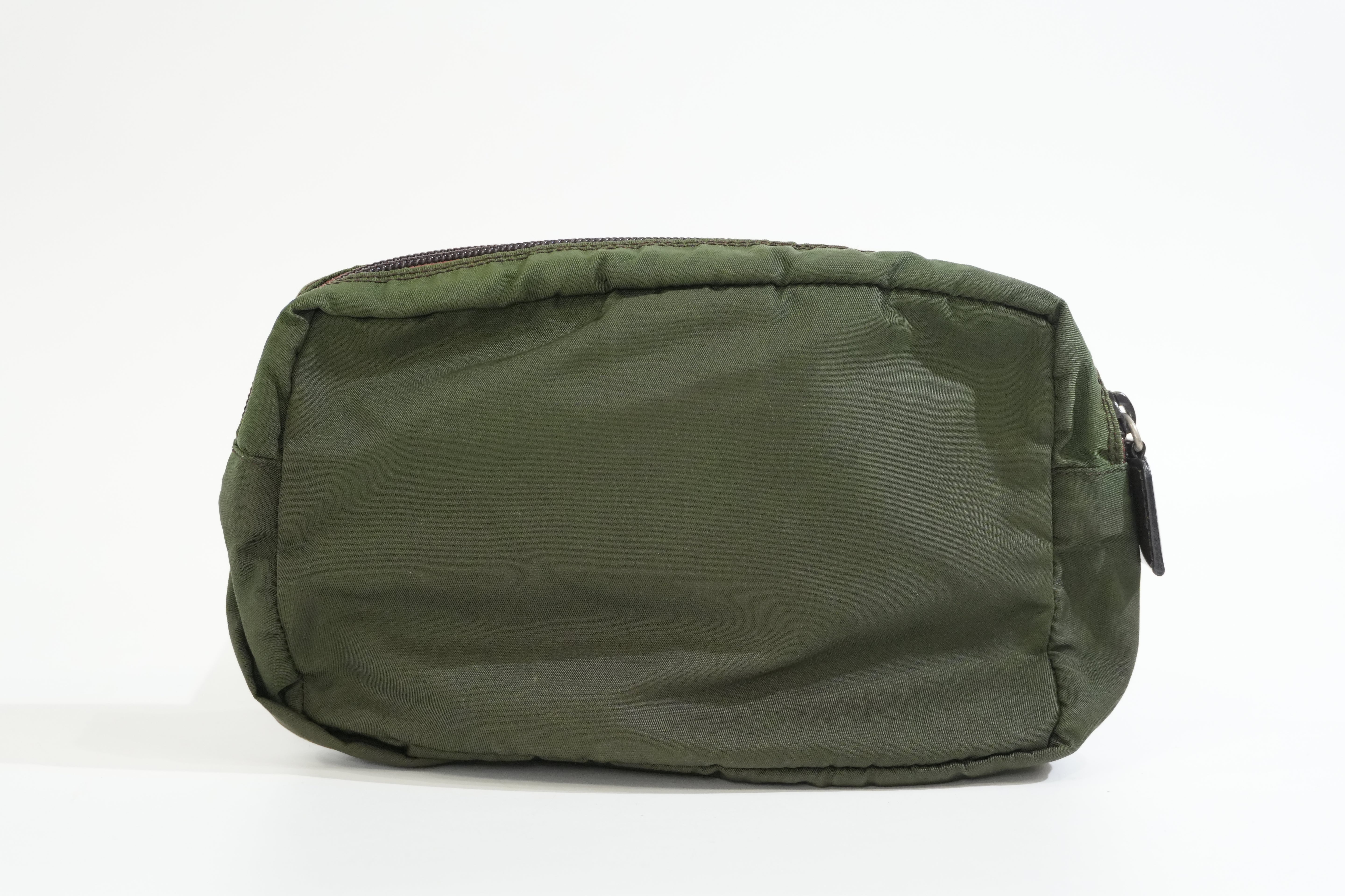 Pre-owned Prada Pouch Green