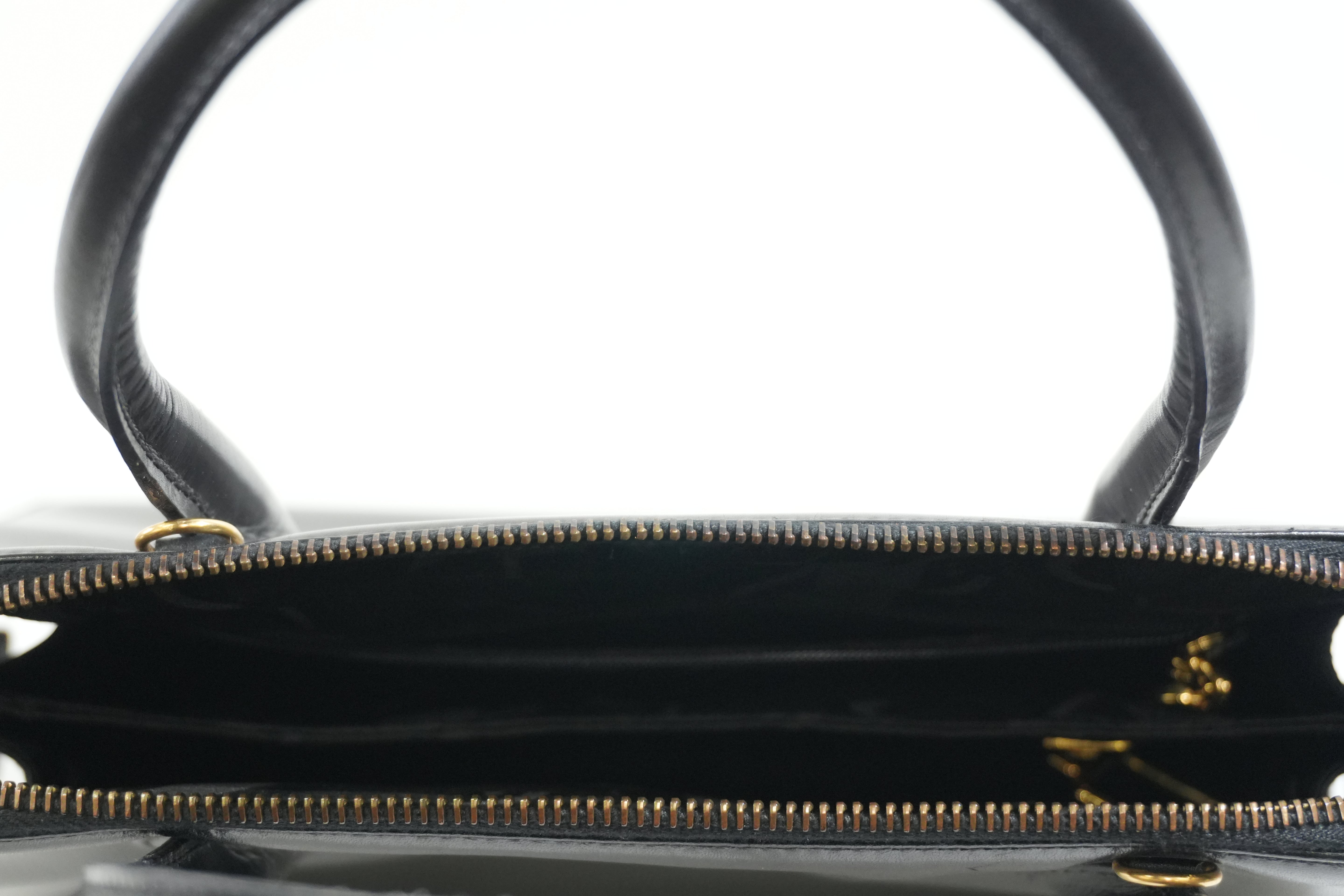Pre-owned Ferragamo Leather Handbag Black