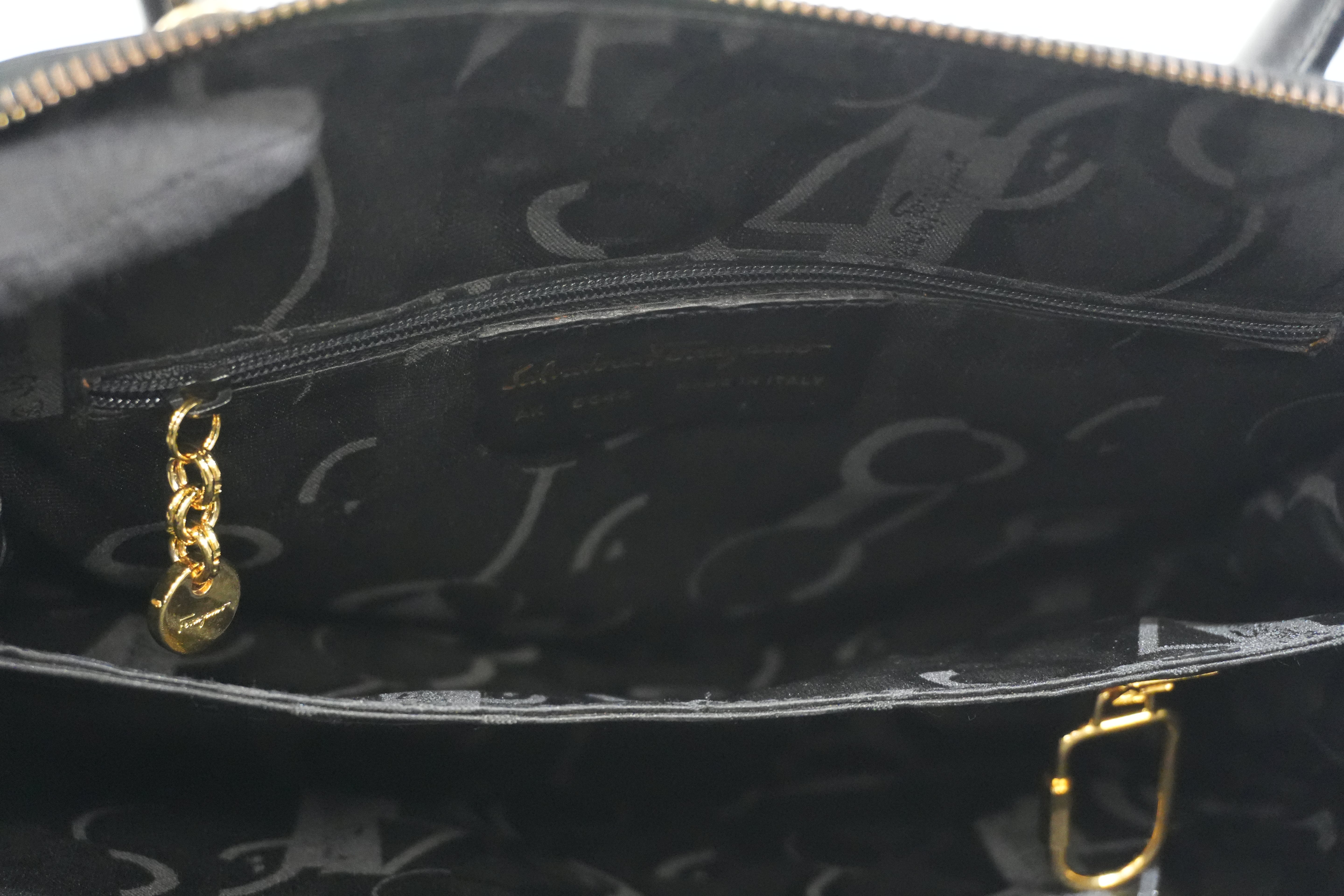 Pre-owned Ferragamo Leather Handbag Black