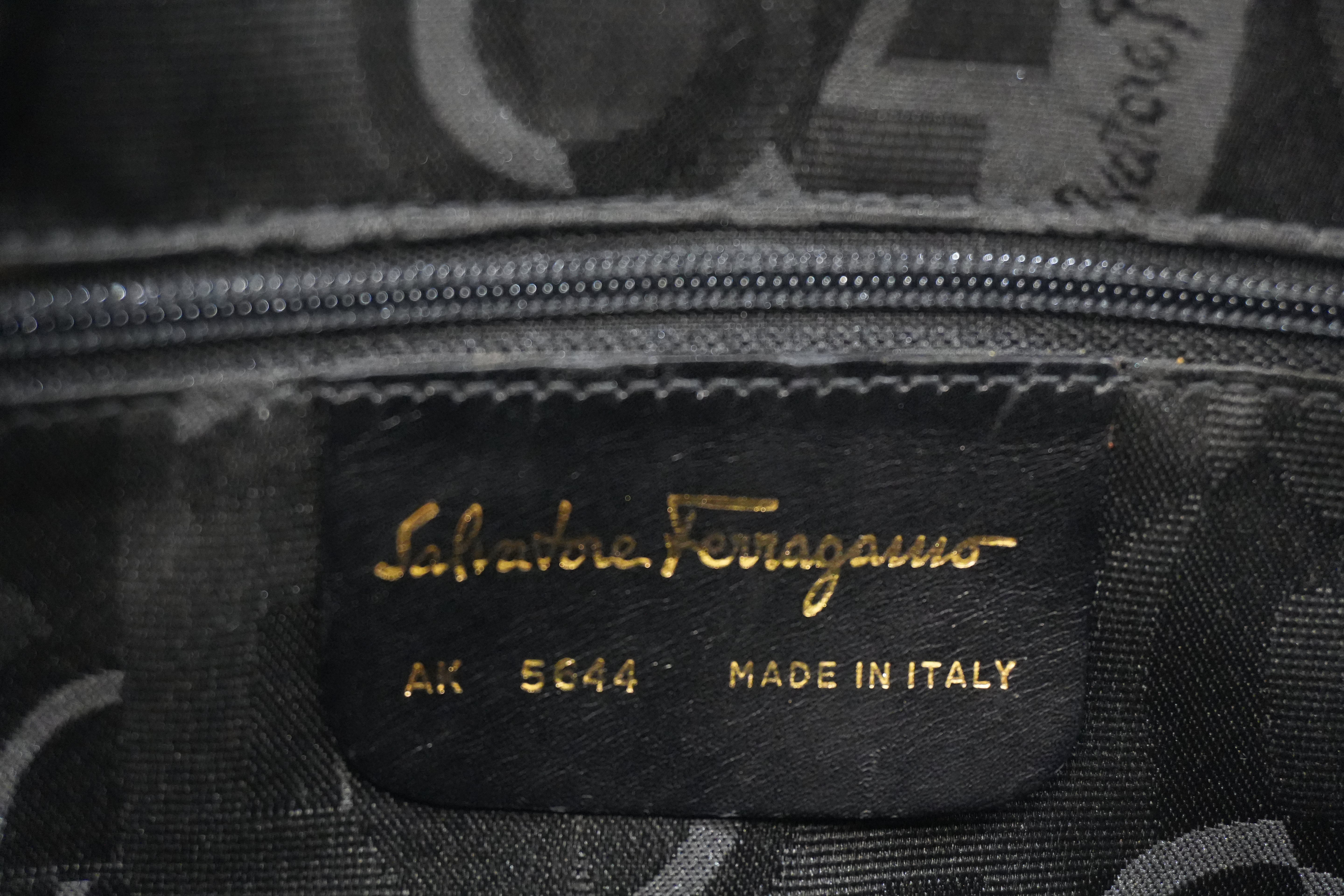 Pre-owned Ferragamo Leather Handbag Black