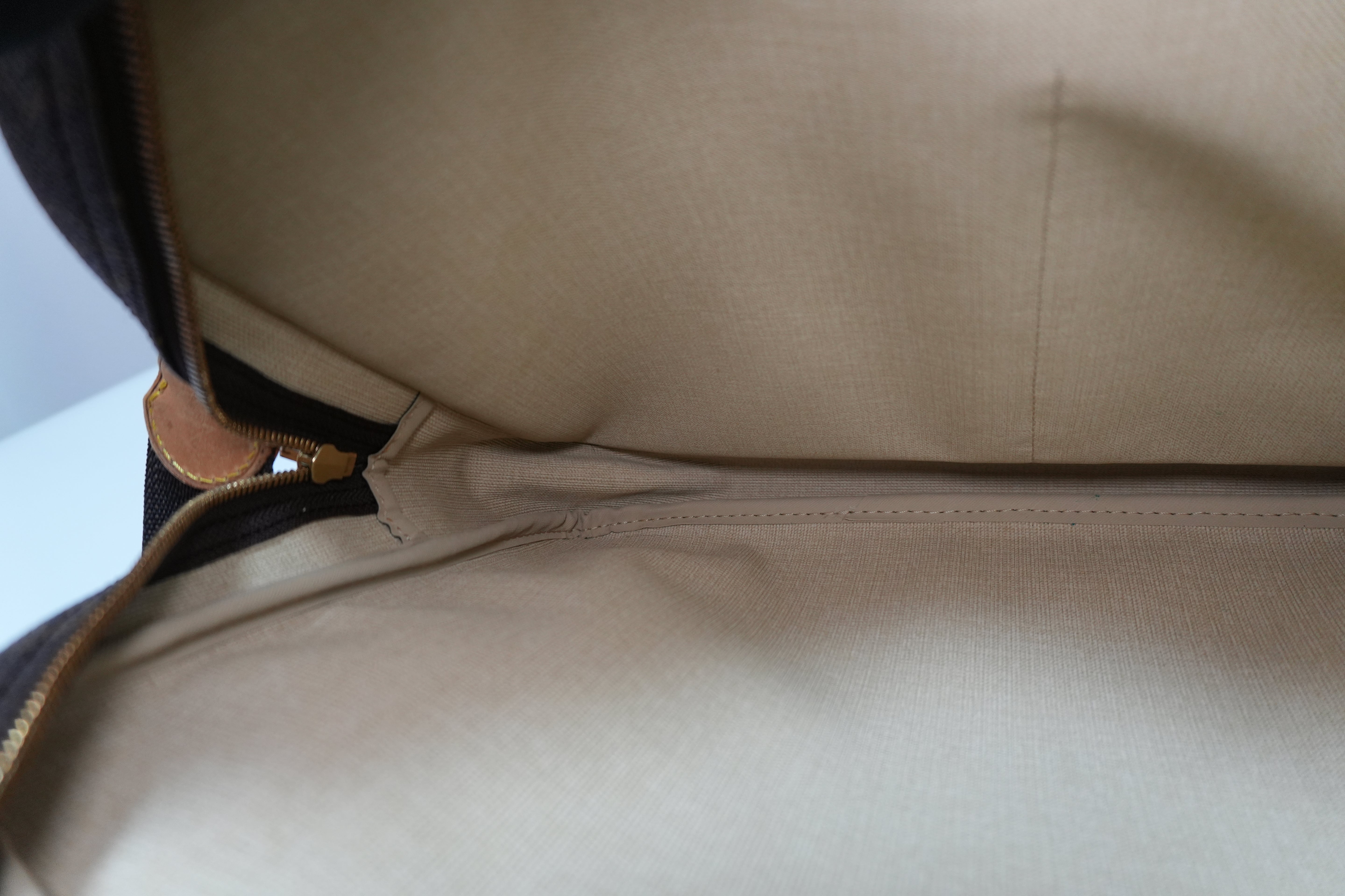 Louis Vuitton Monogram Reporter GM Messenger Bag Used