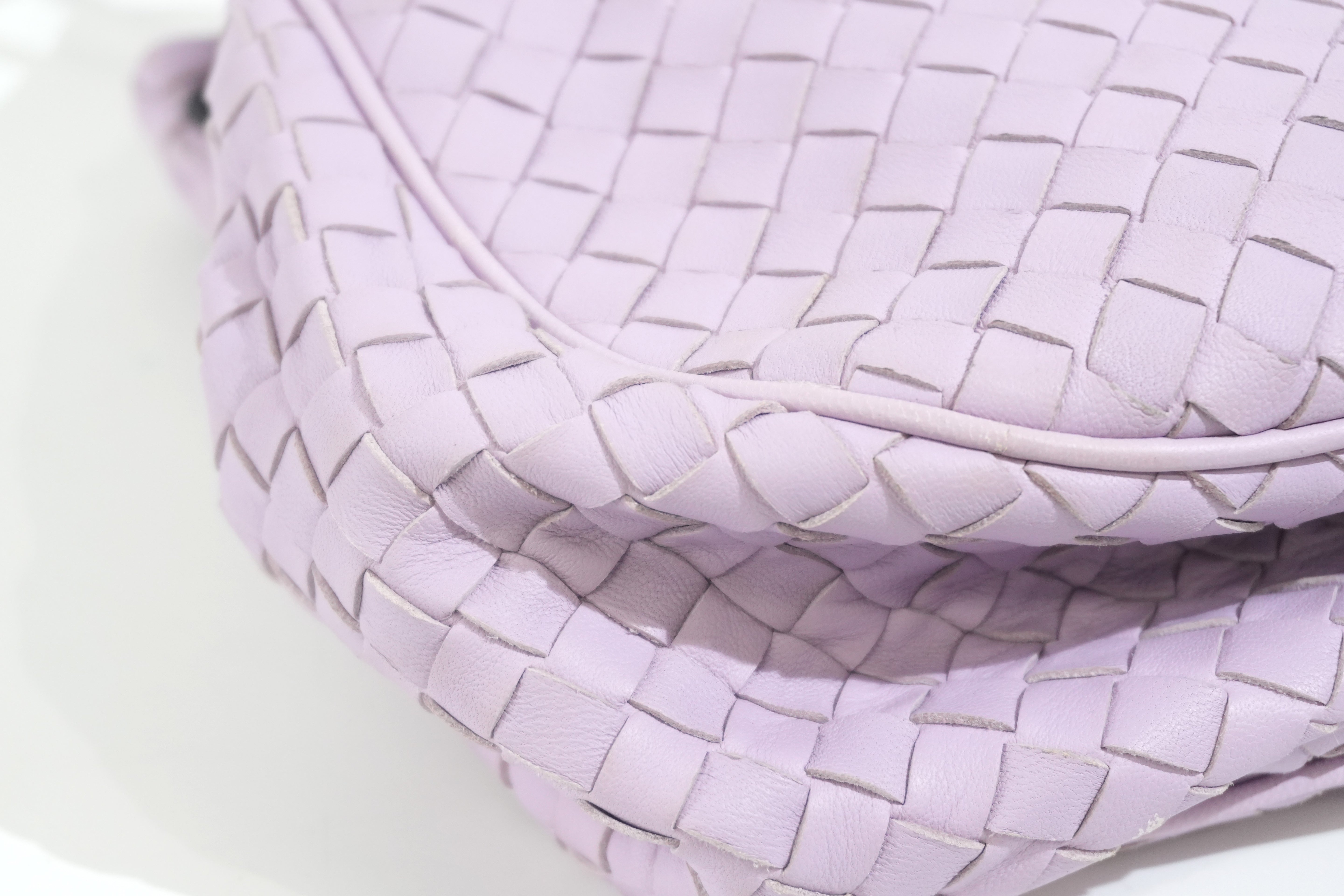 Pre-owned Leather Intrecciato Shoulder Bag Light Purple