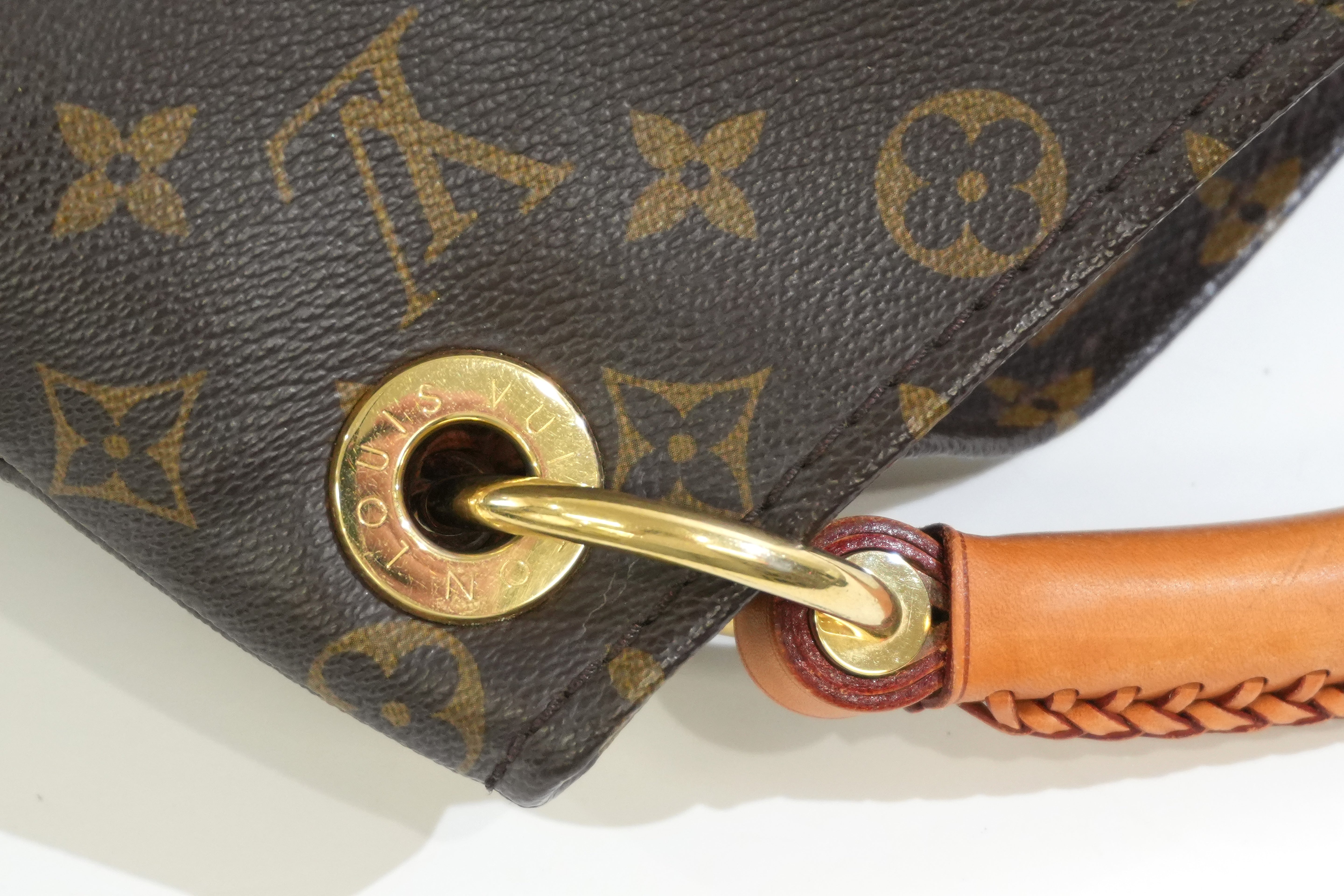 Pre-owned Louis Vuitton Monogram Artsy MM Tote Bag