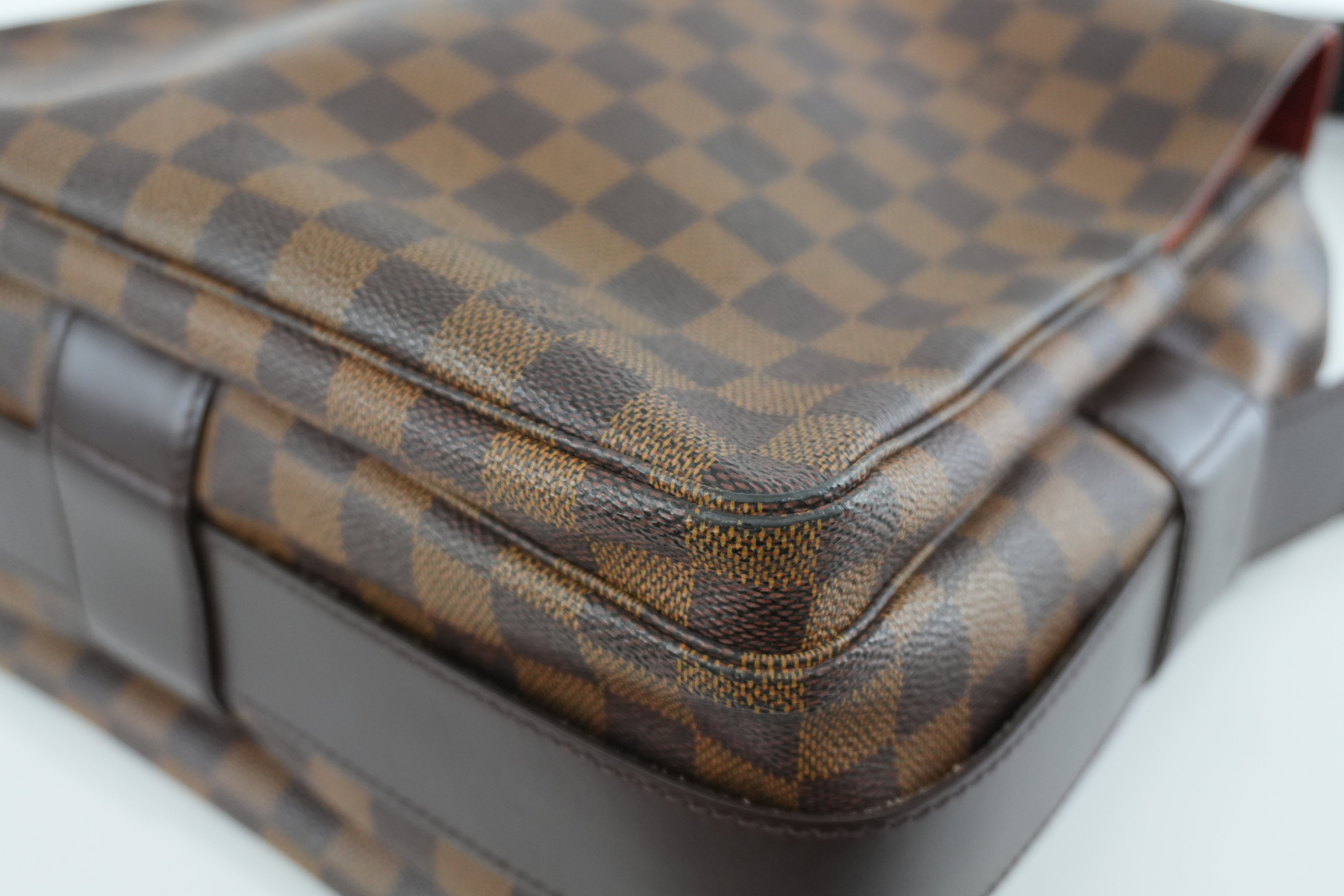 Pre-owned Louis Vuitton Damier Ebene Naviglio Messenger Bag