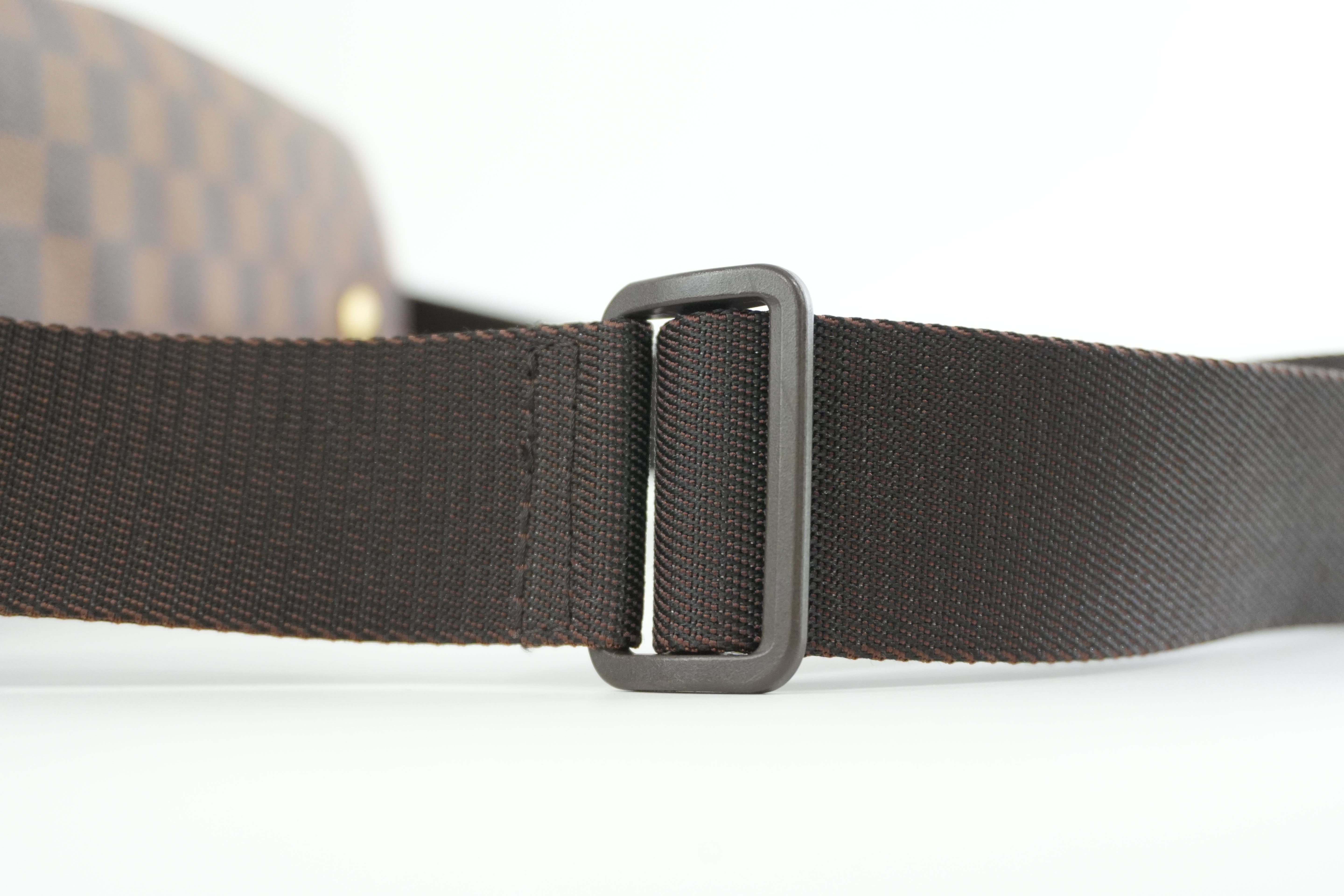 Pre-owned Louis Vuitton Damier Ebene Naviglio Messenger Bag