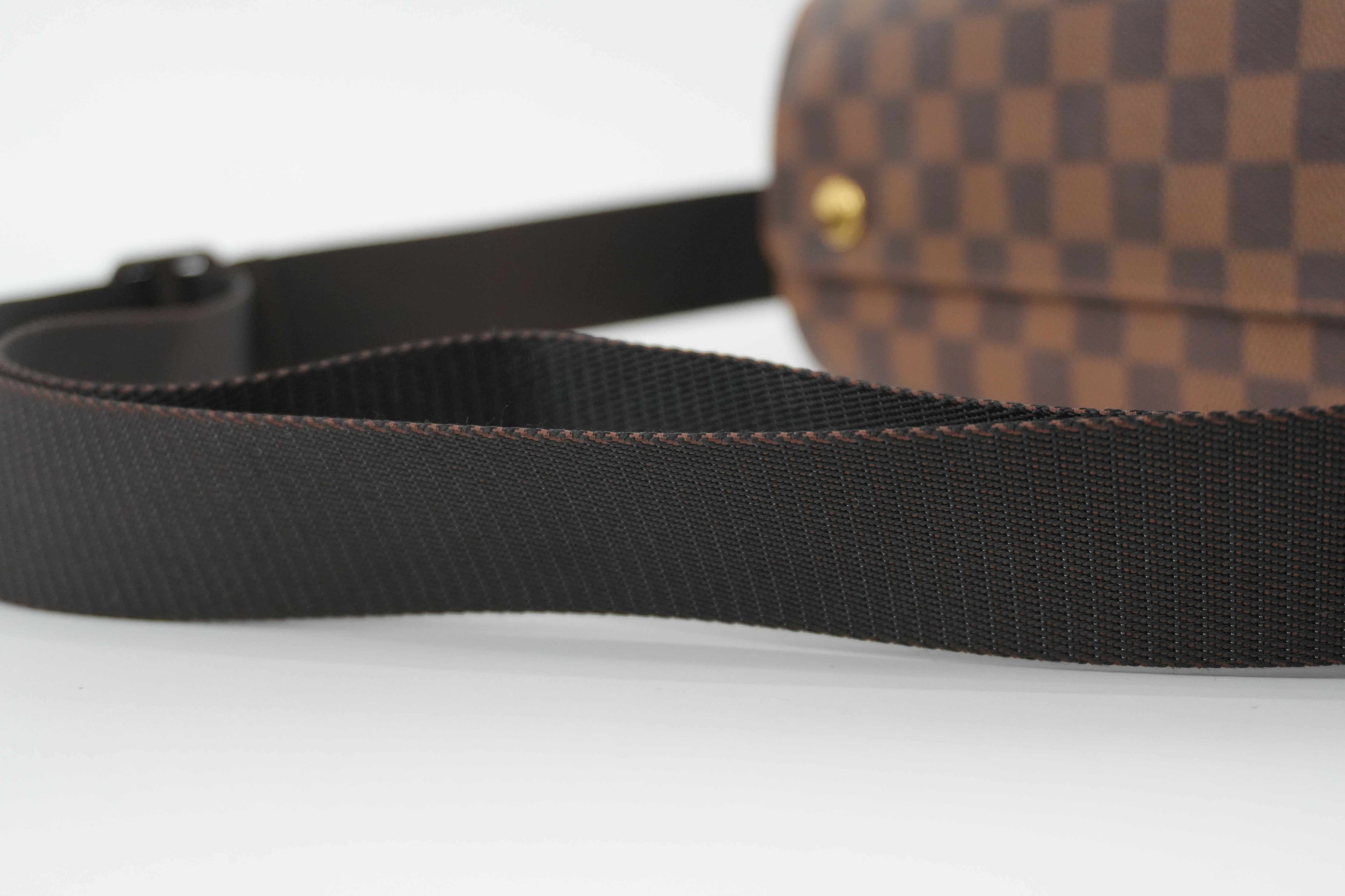 Pre-owned Louis Vuitton Damier Ebene Naviglio Messenger Bag