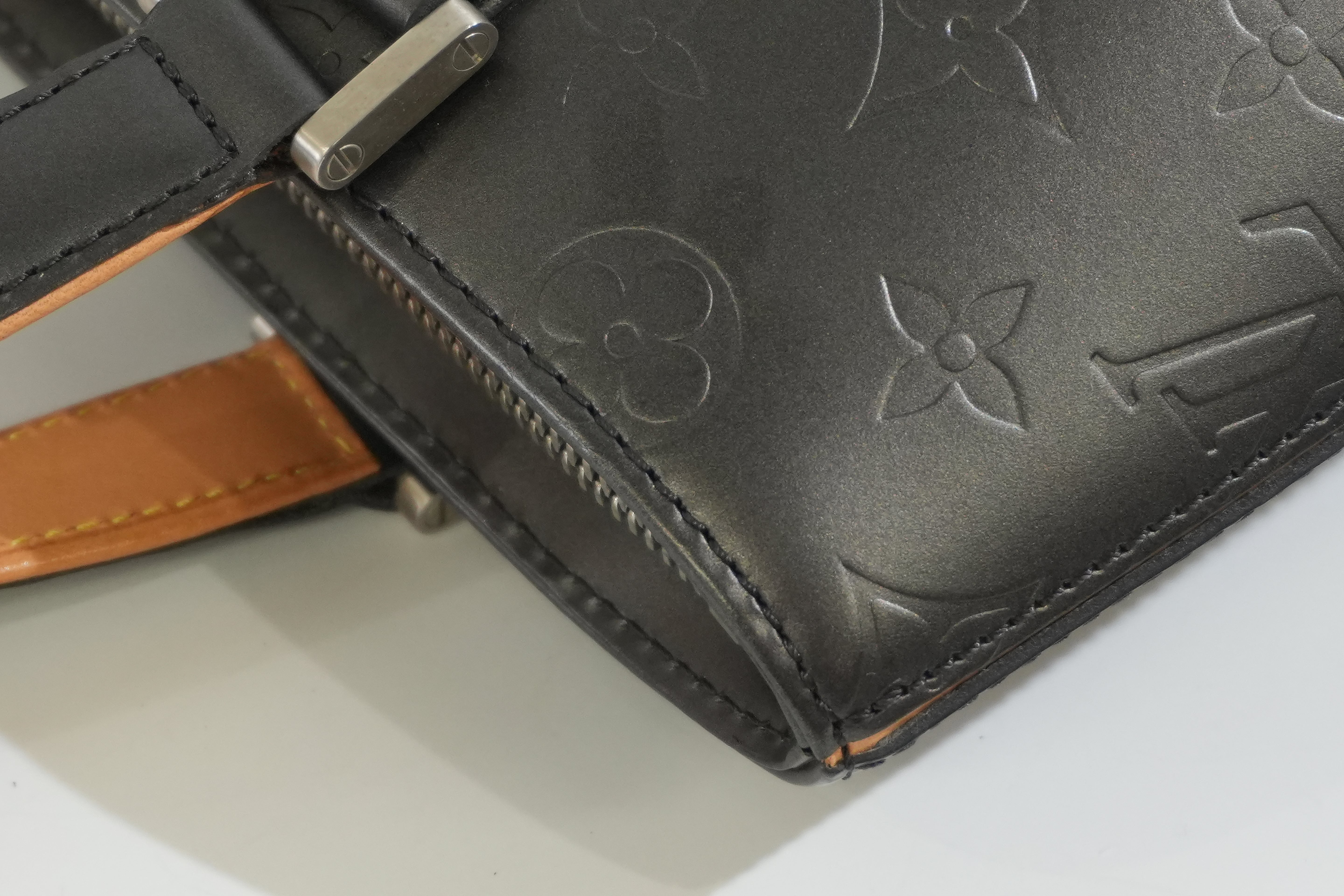 Pre-owned Louis Vuitton Stockton Handbag Gray