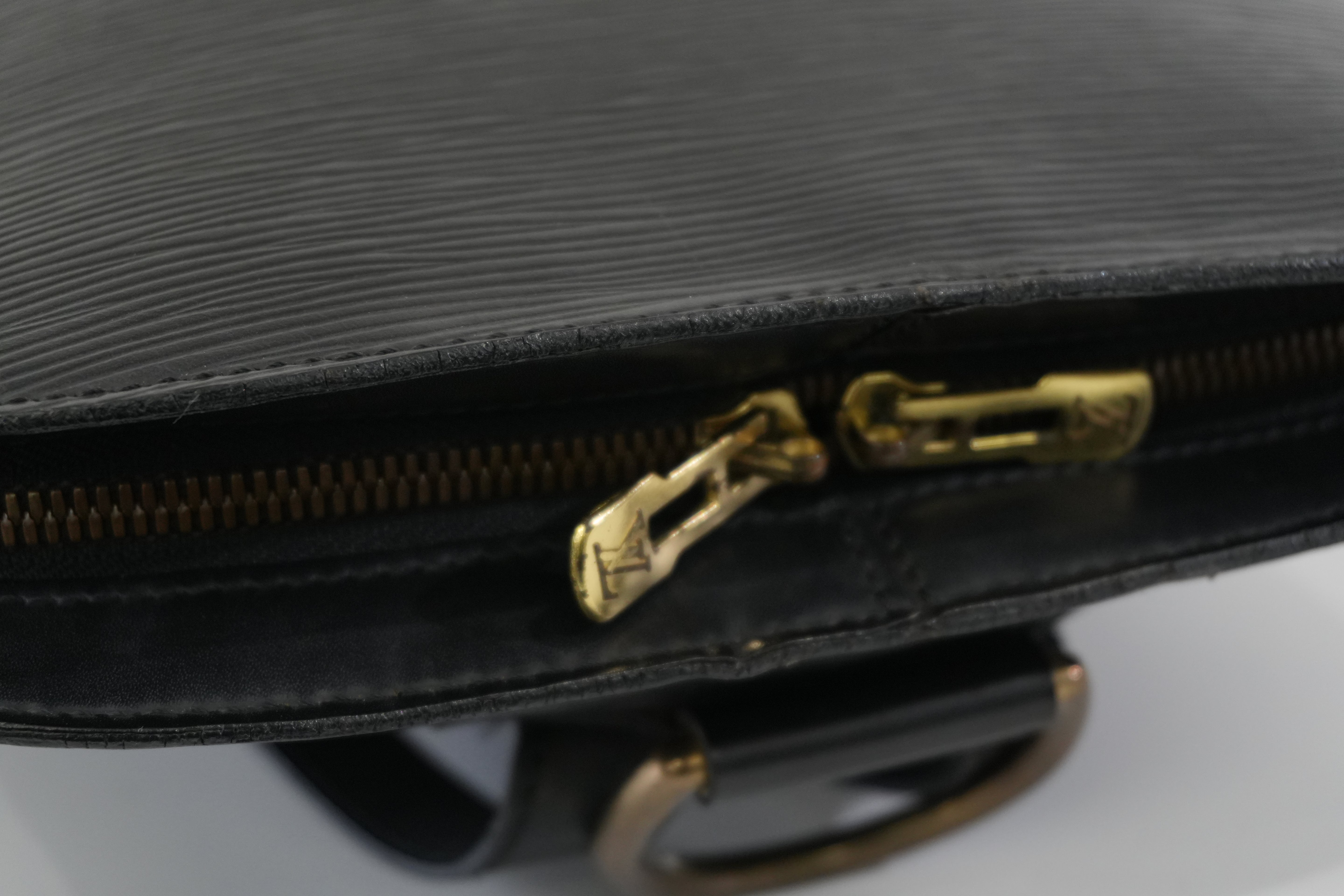 Pre-owned Louis Vuitton Epi Gobelins Backpack Black