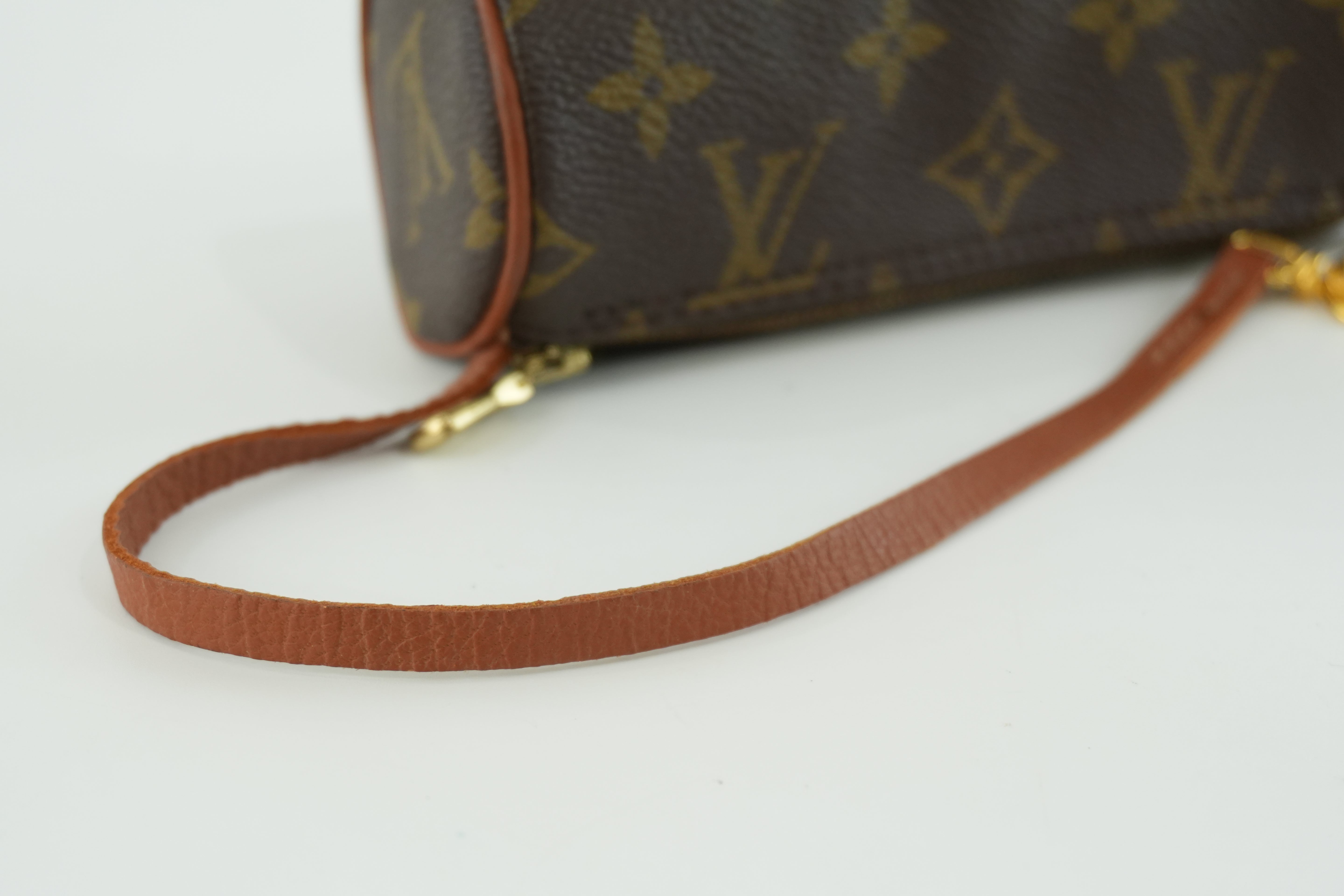 Louis Vuitton Papillon 26 Handbag Used