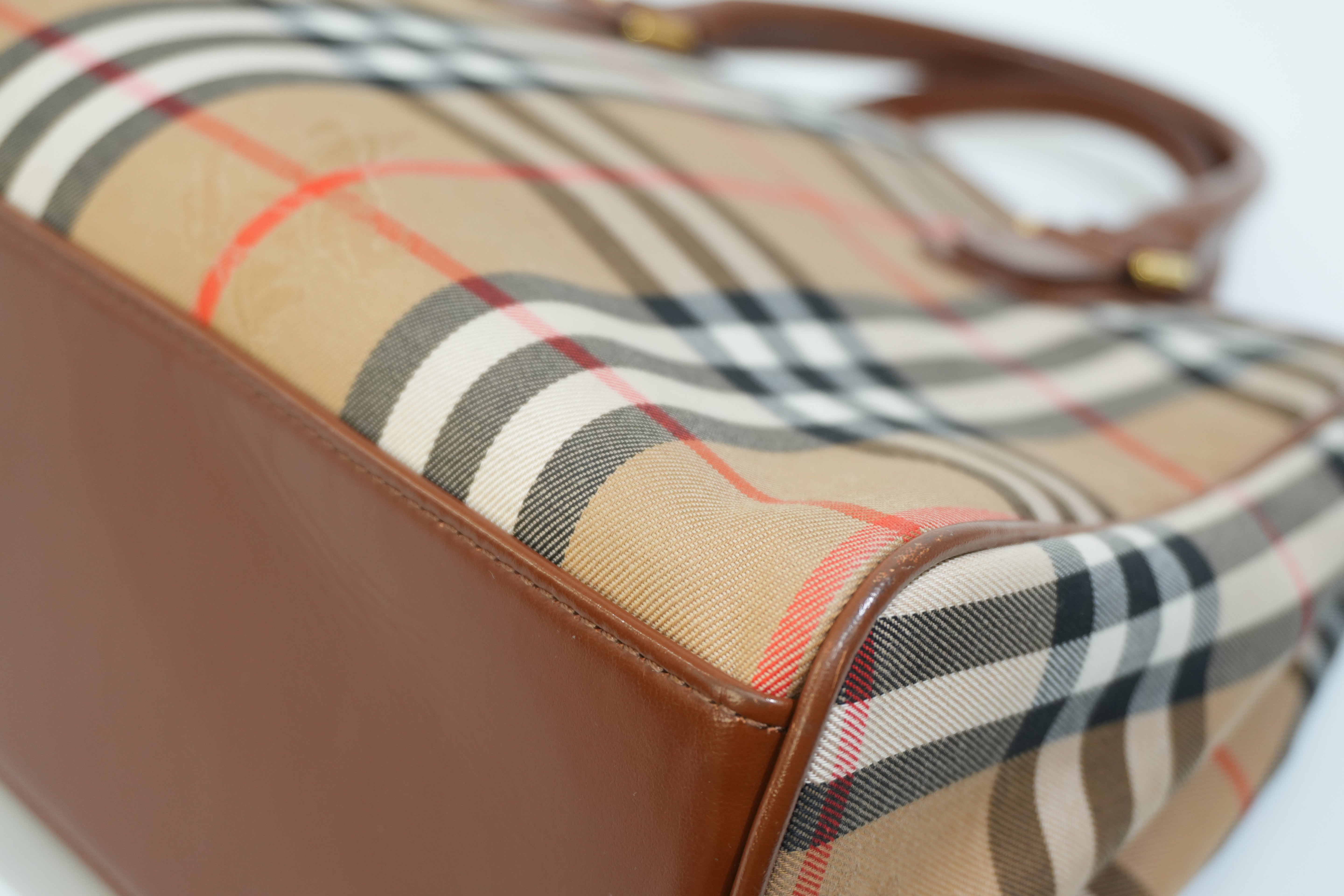 Pre-owned Burberry Nova Check Handbag Beige and Brown