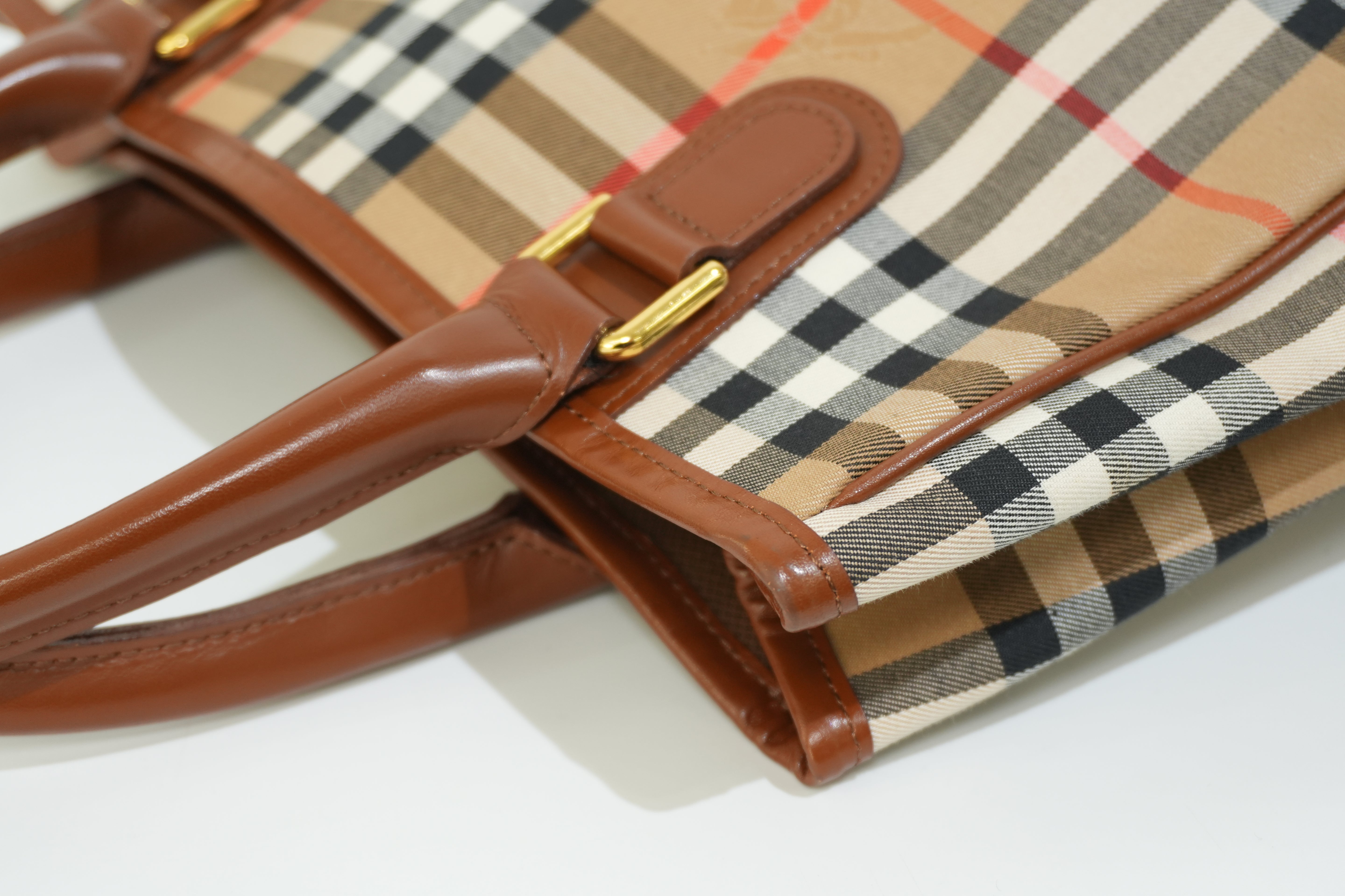 Pre-owned Burberry Nova Check Handbag Beige and Brown