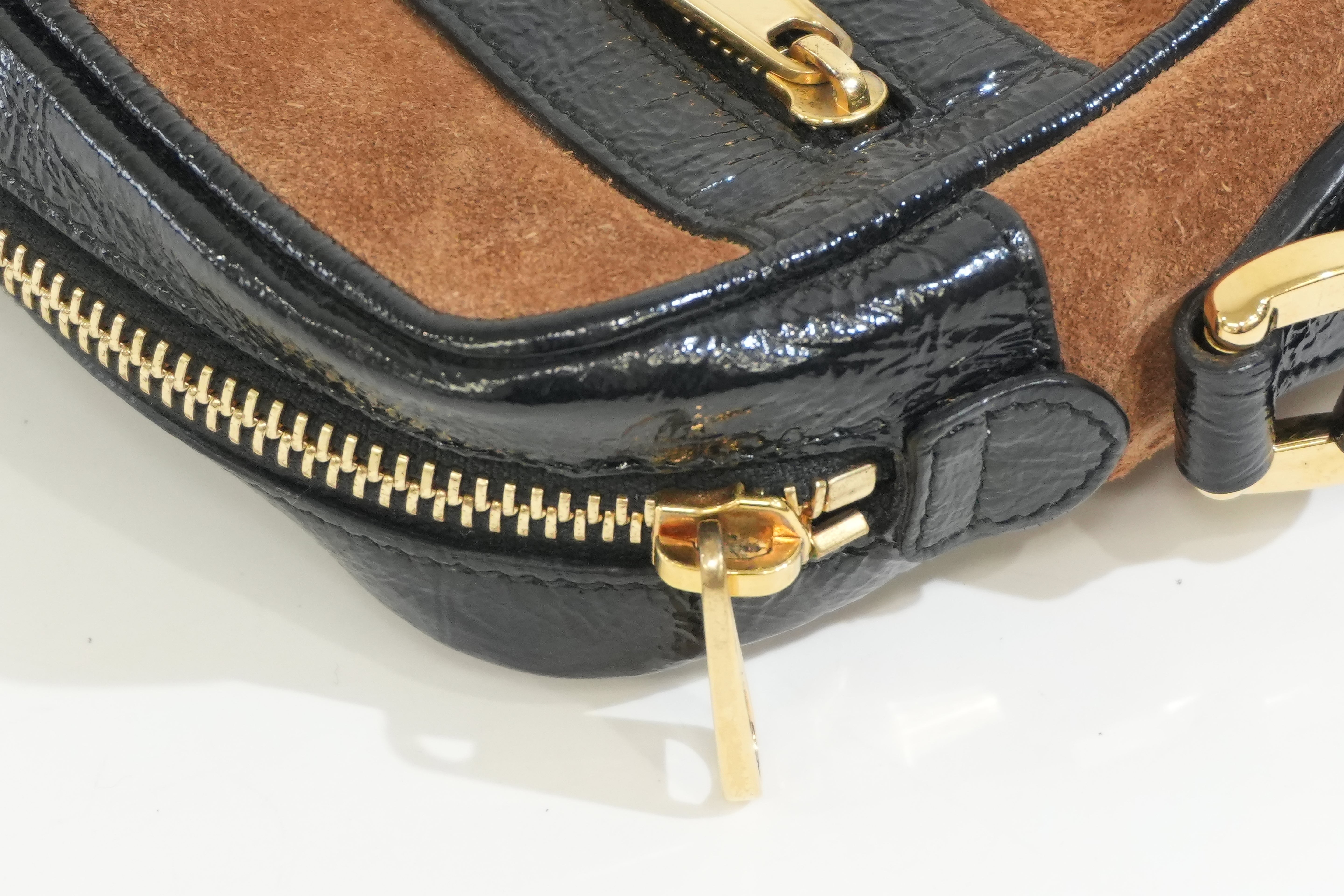 Pre-owned Gucci Suede Crossbody Bag Brown