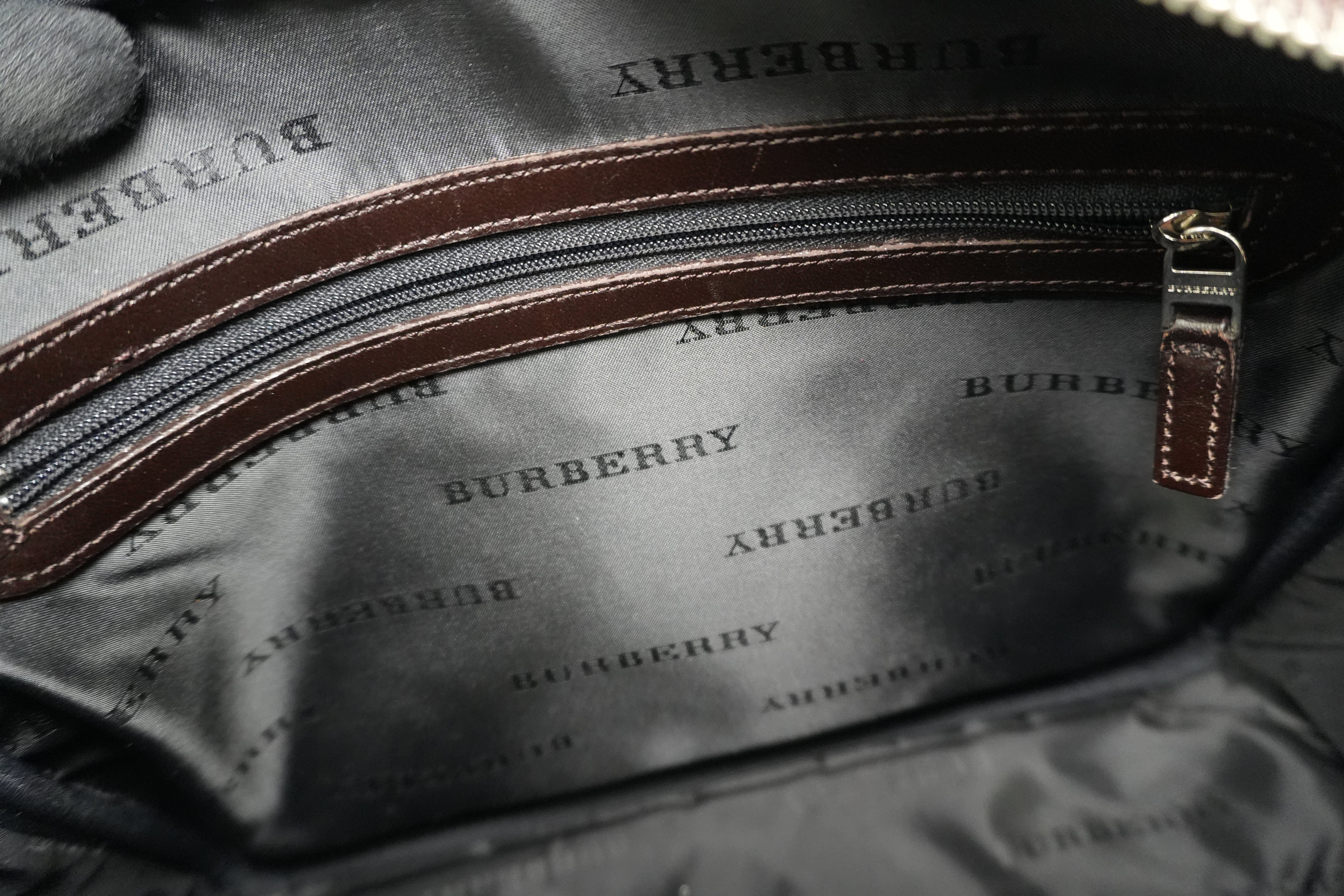 Pre-owned Burberry Nova Check Messenger Shoulder Bag Beige