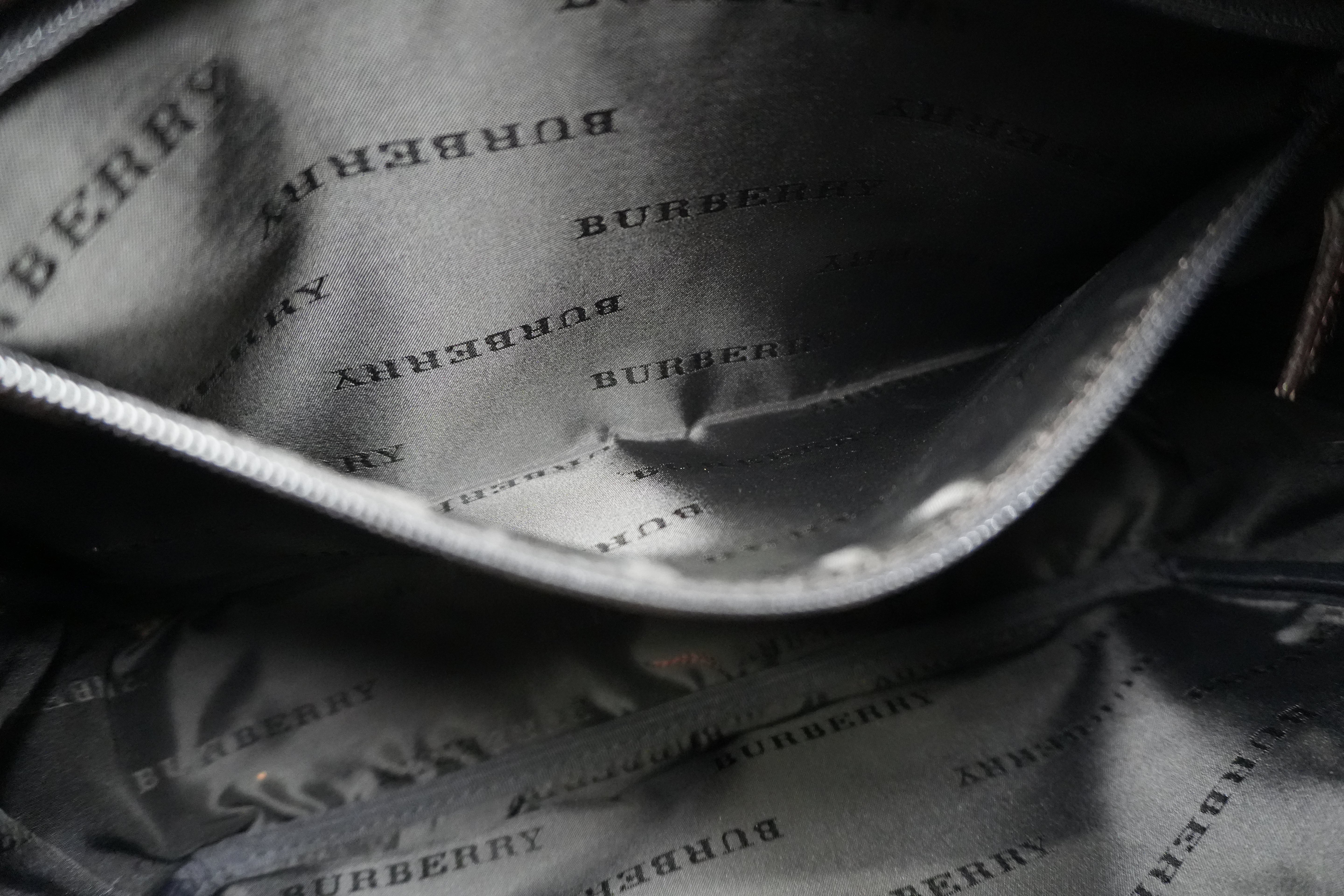 Pre-owned Burberry Nova Check Messenger Shoulder Bag Beige