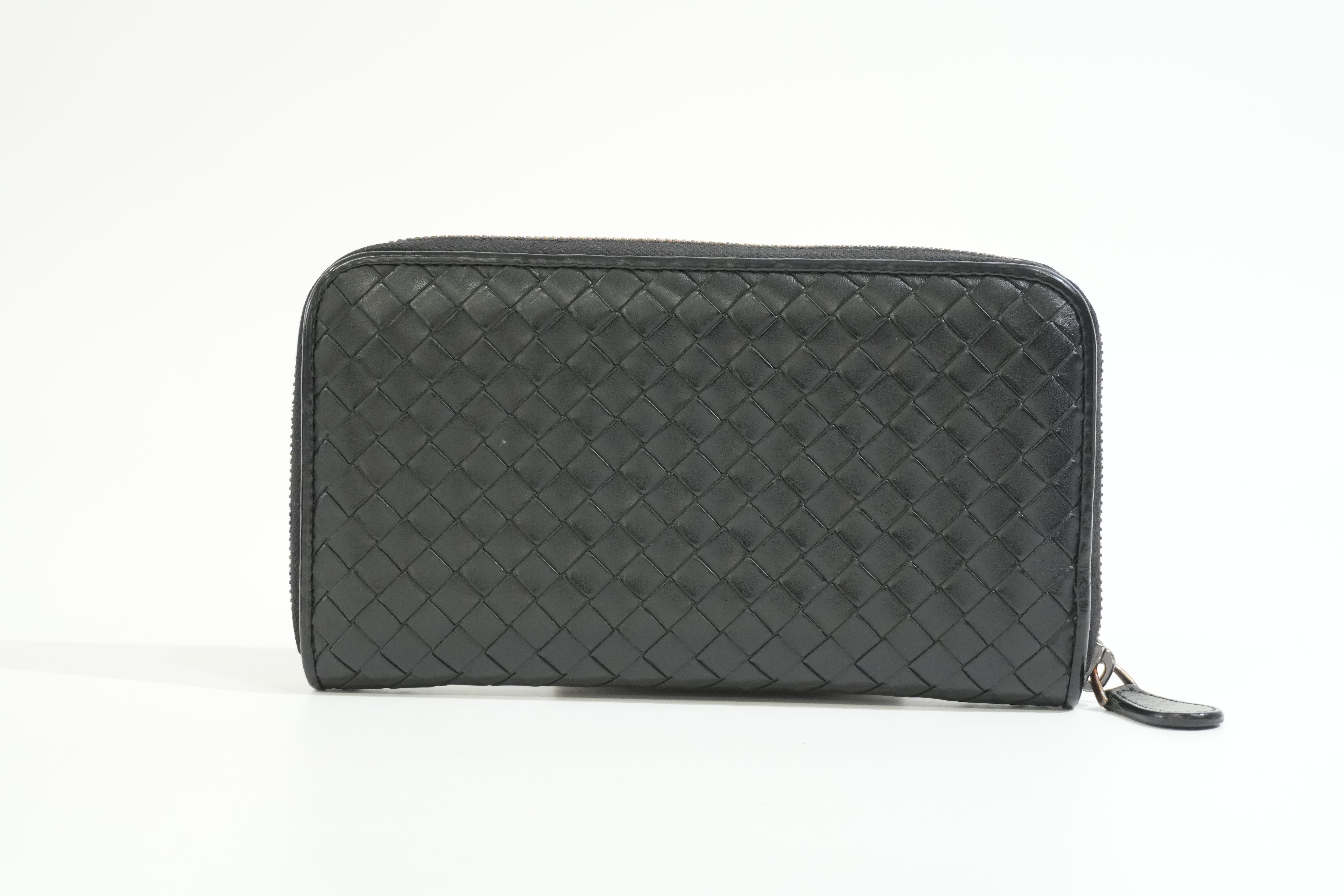 Pre-owned Bottega Intercciato Zippy Long Wallet Black
