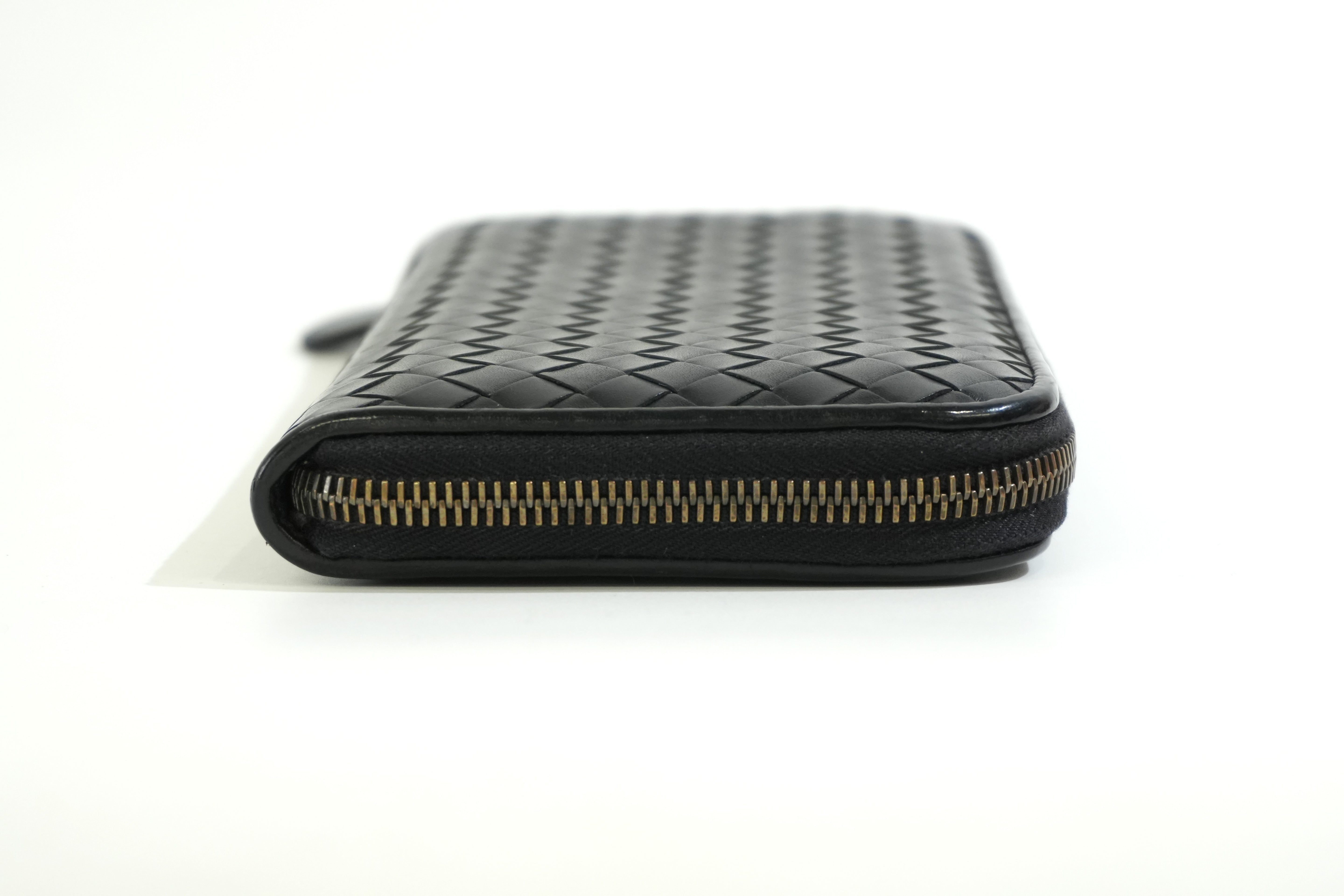 Pre-owned Bottega Intercciato Zippy Long Wallet Black