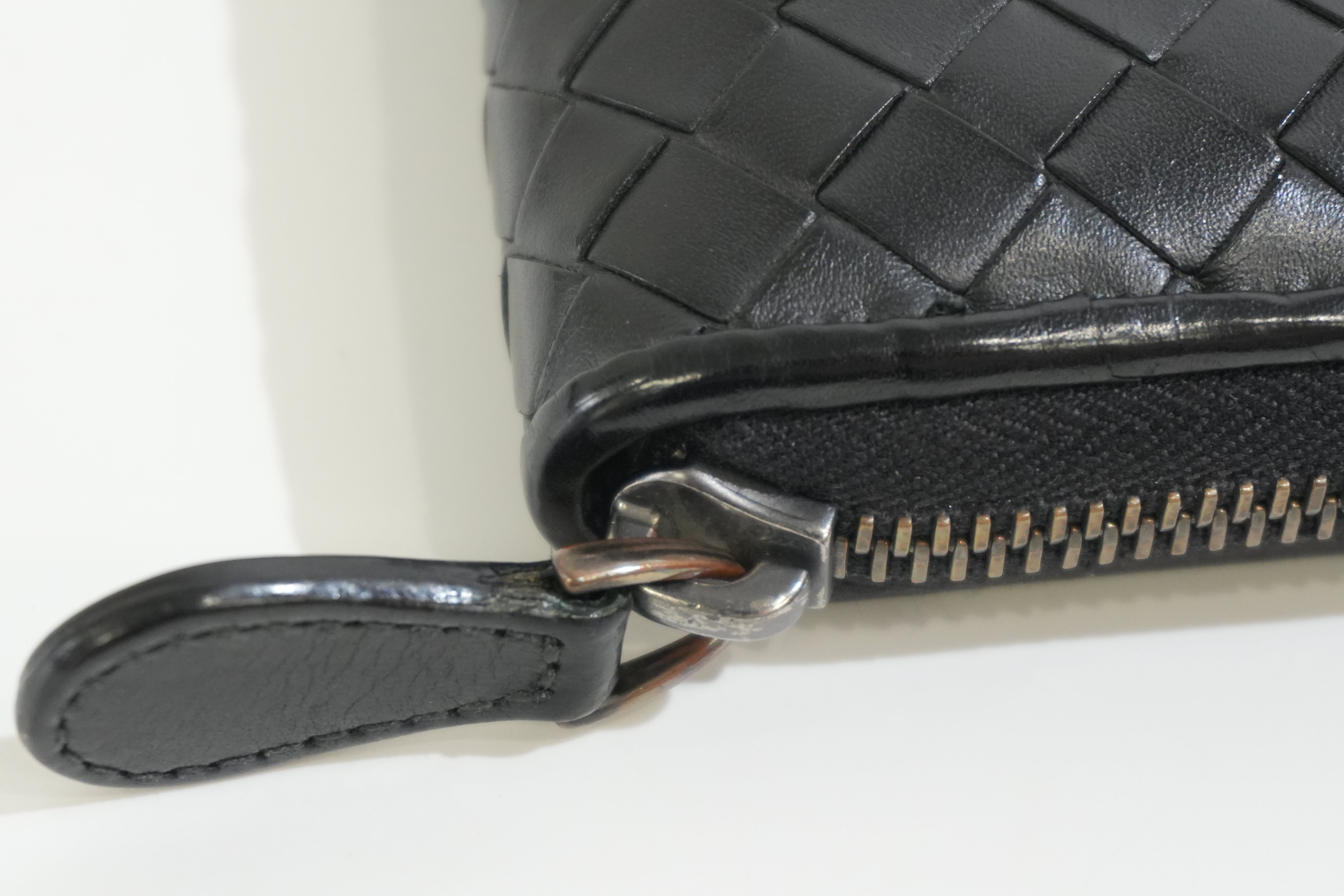 Pre-owned Bottega Intercciato Zippy Long Wallet Black