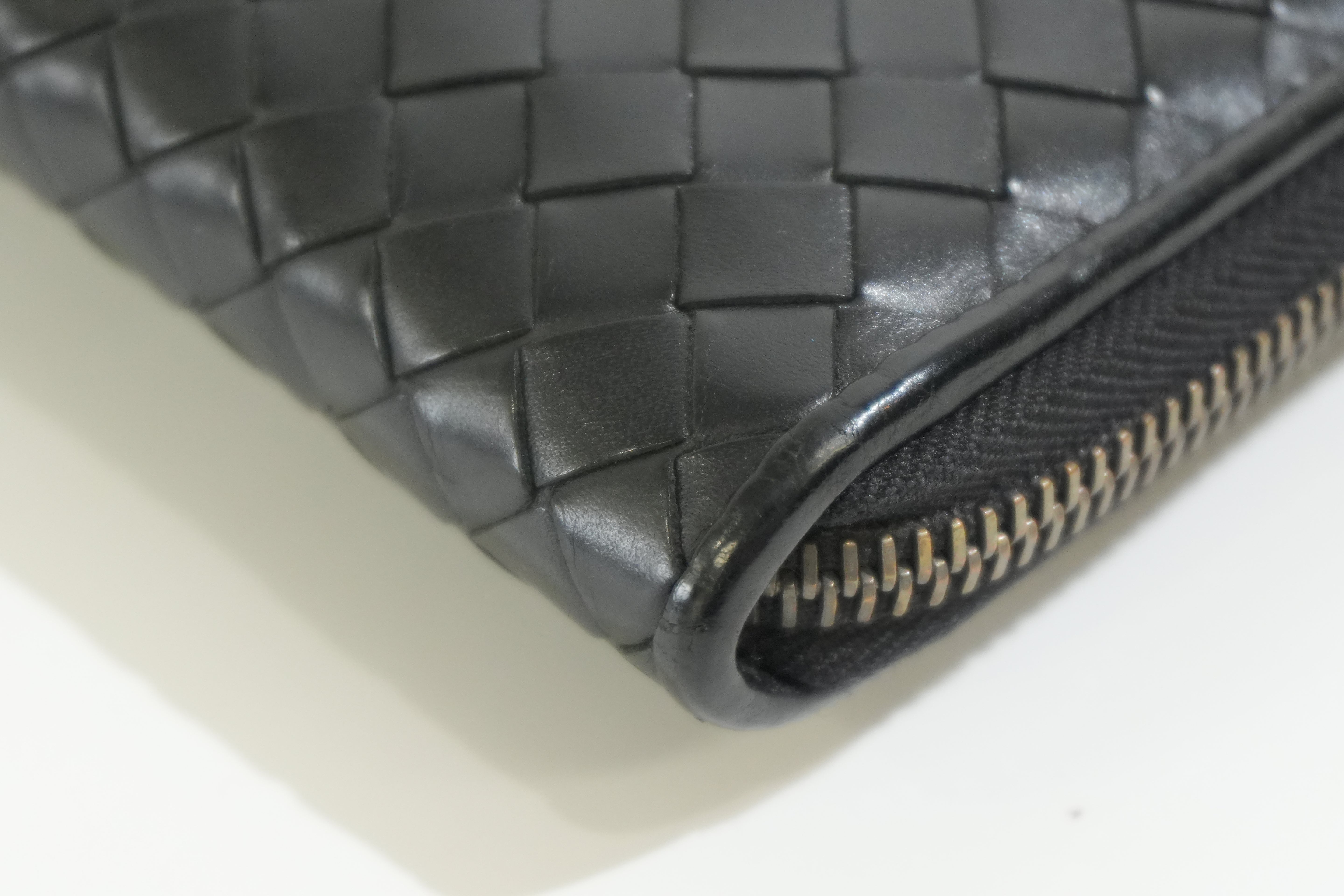 Pre-owned Bottega Intercciato Zippy Long Wallet Black