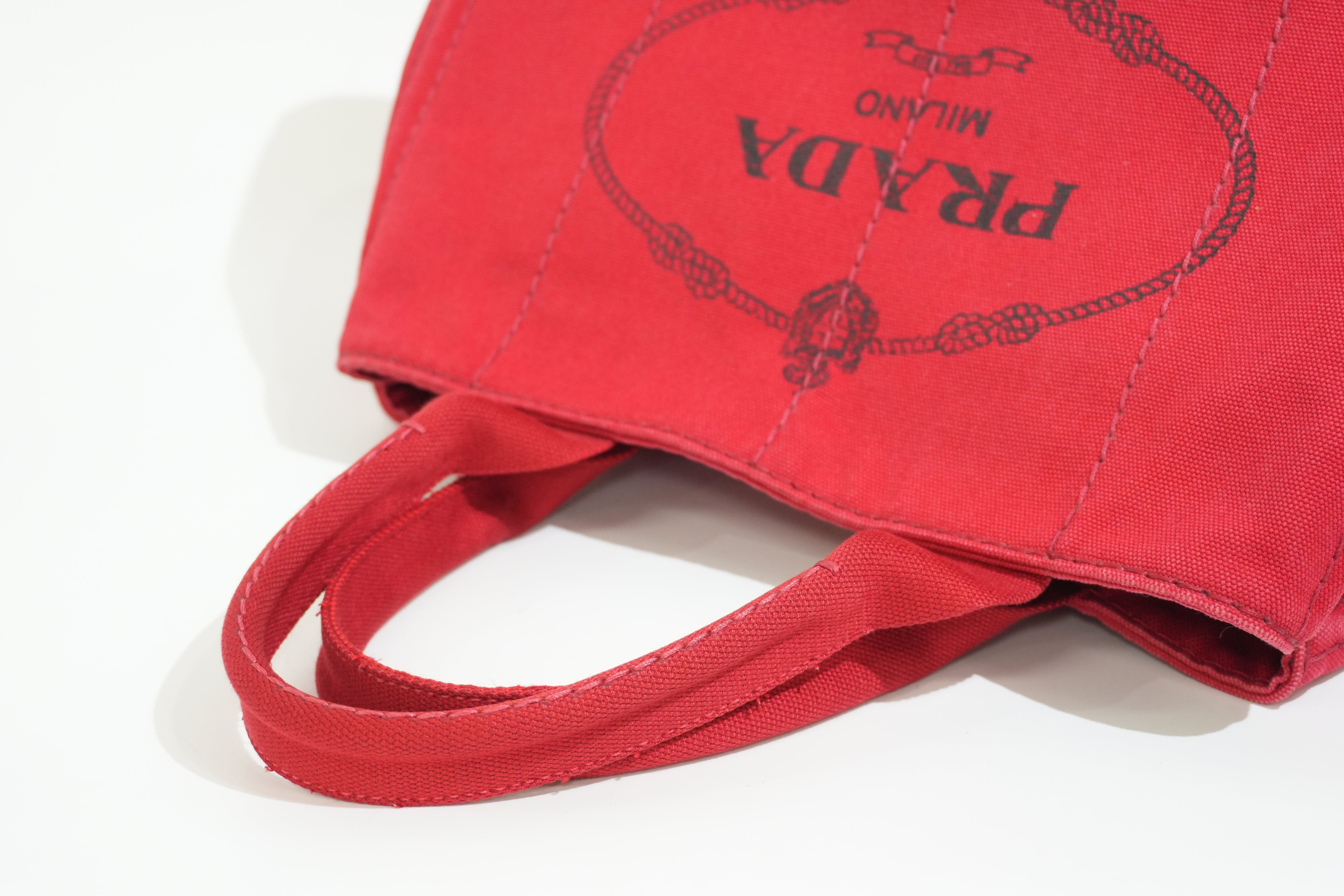 Pre-owned Prada Canapa Handbag Red