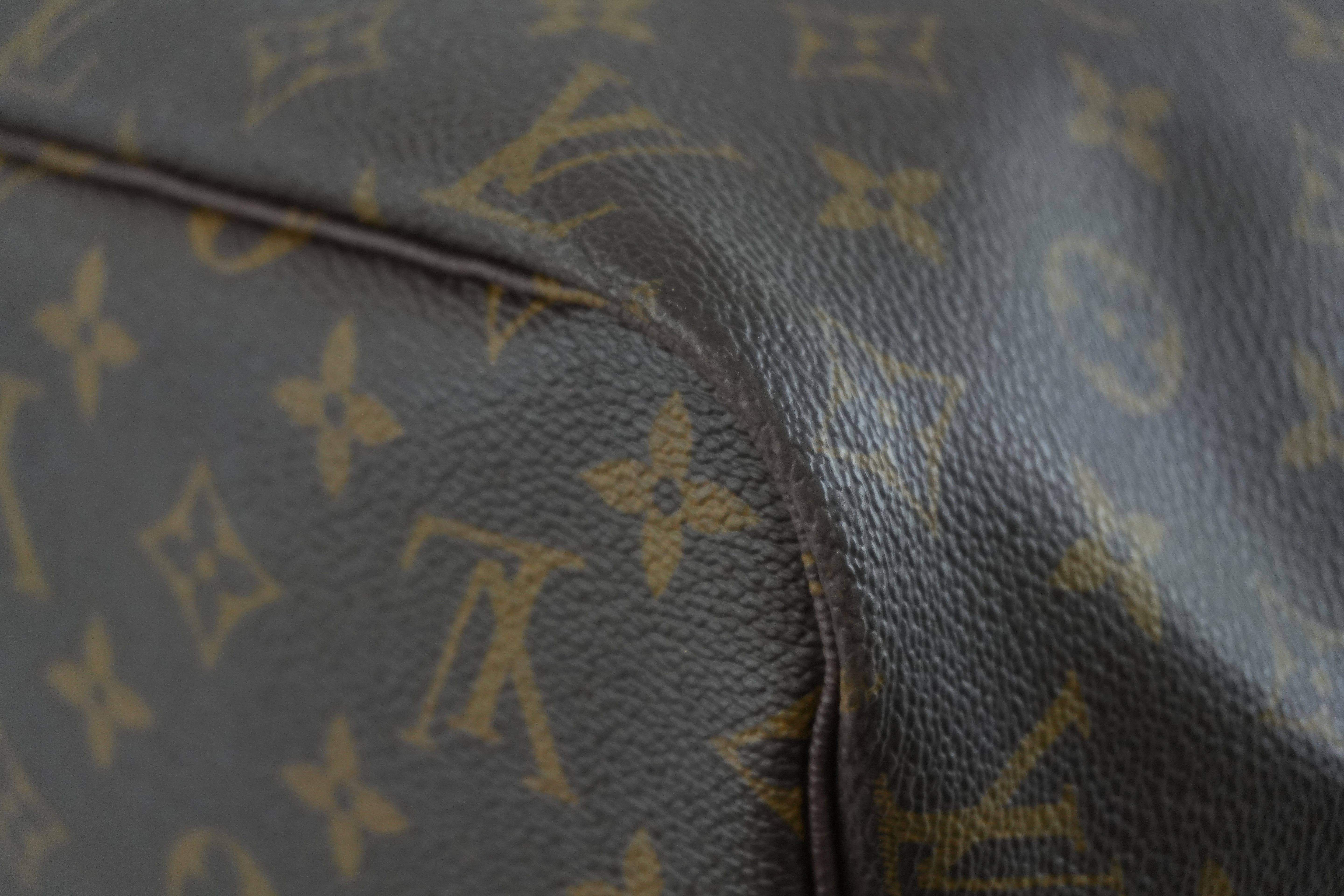 Louis Vuitton Monogram Neverfull MM Shoulder Tote Bag Used
