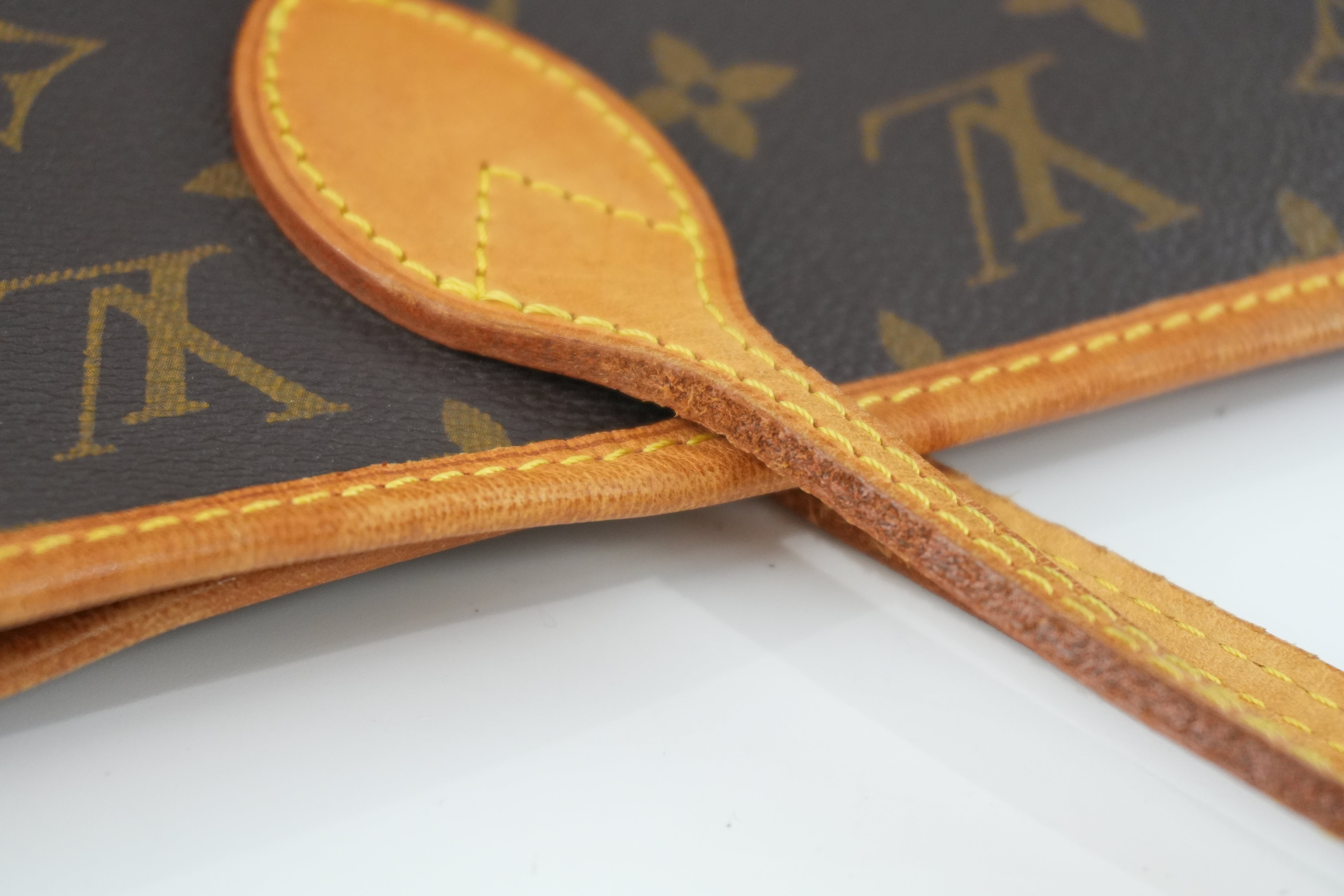 Louis Vuitton Monogram Neverfull MM Shoulder Tote Bag Used