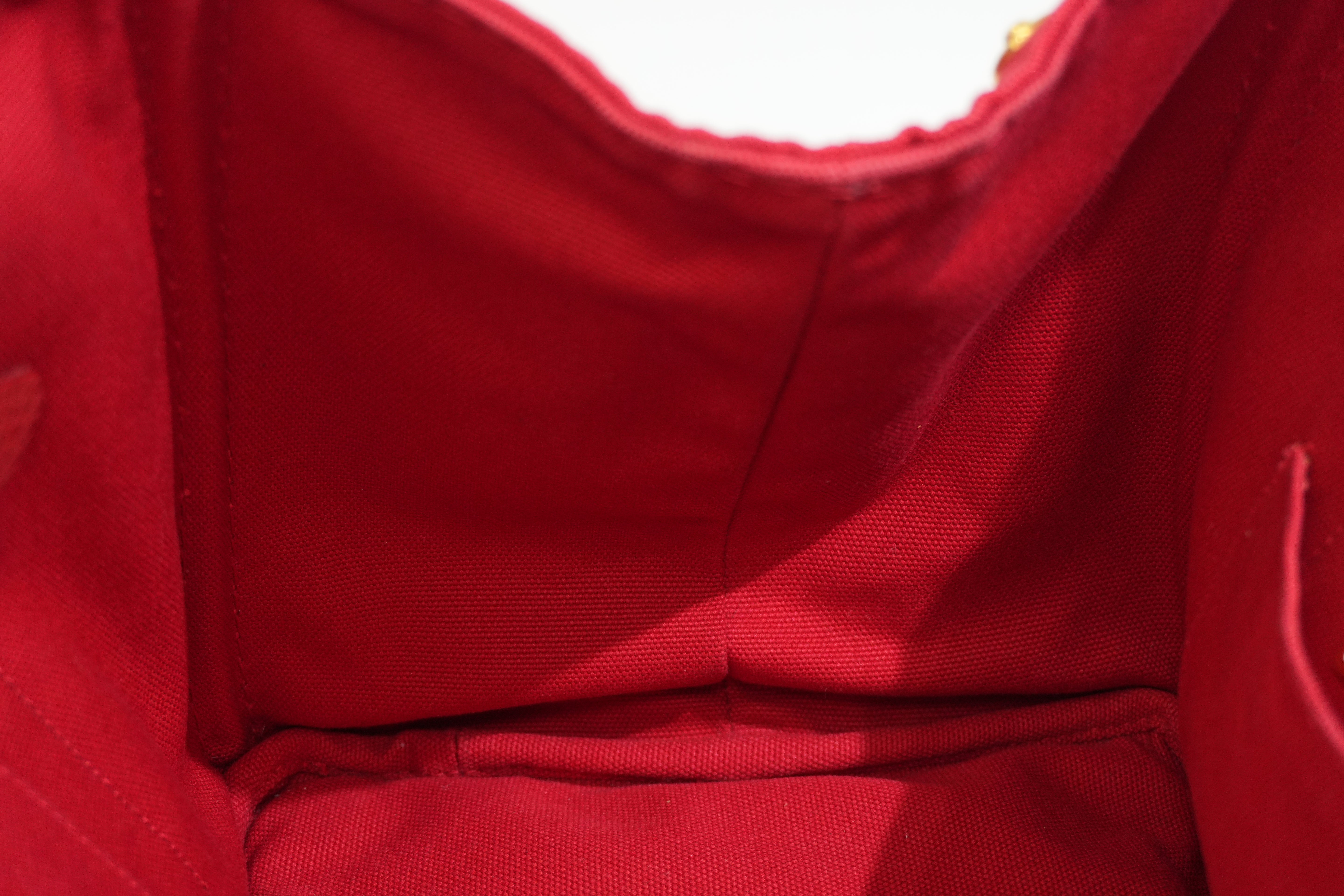 Pre-owned Prada Canapa Handbag Red