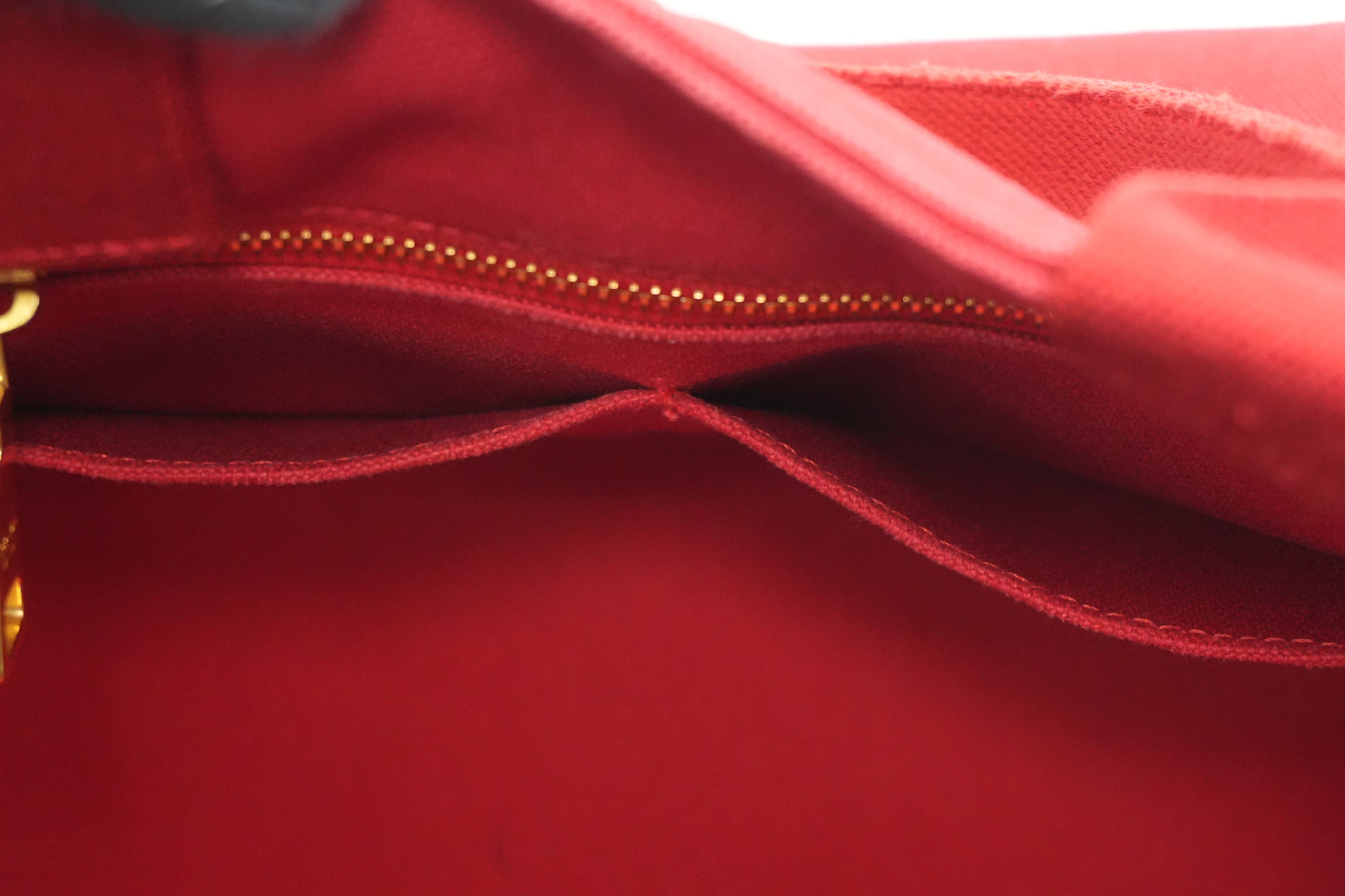 Pre-owned Prada Canapa Handbag Red