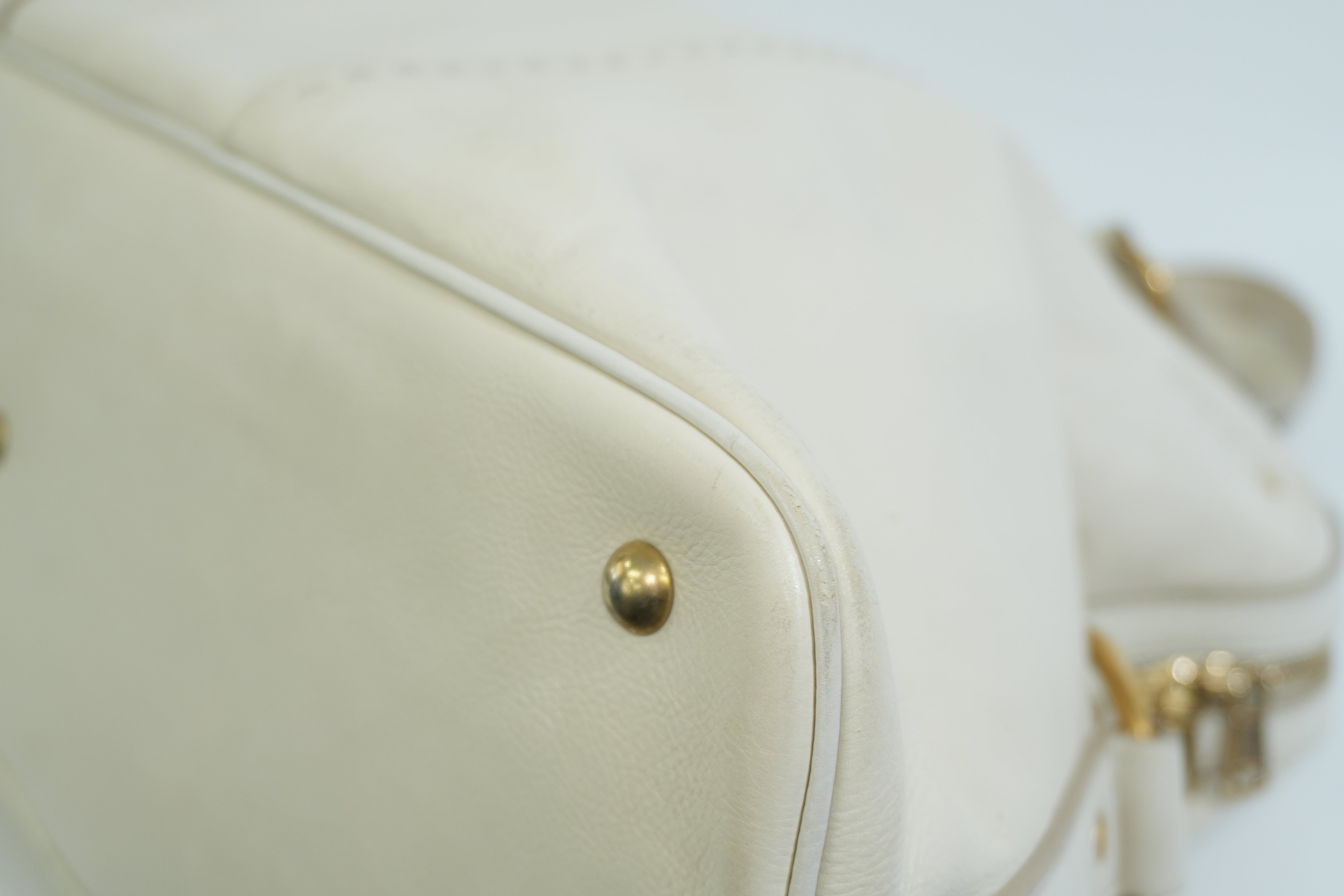 Pre-owned Saint Laurent Leather Muse Handbag White