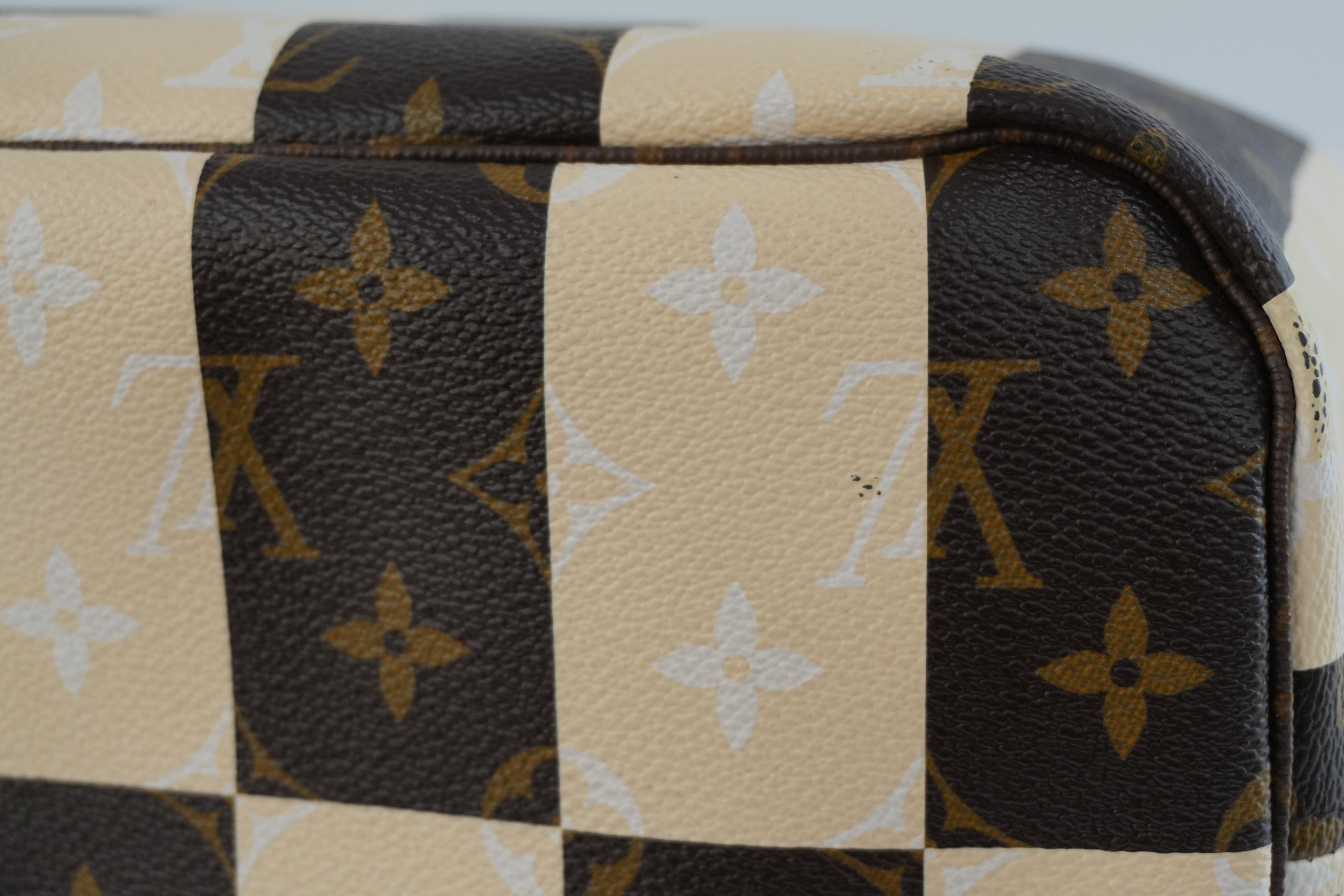 Louis Vuitton Monogram Neverfull MM Rayures Tote Bag Used