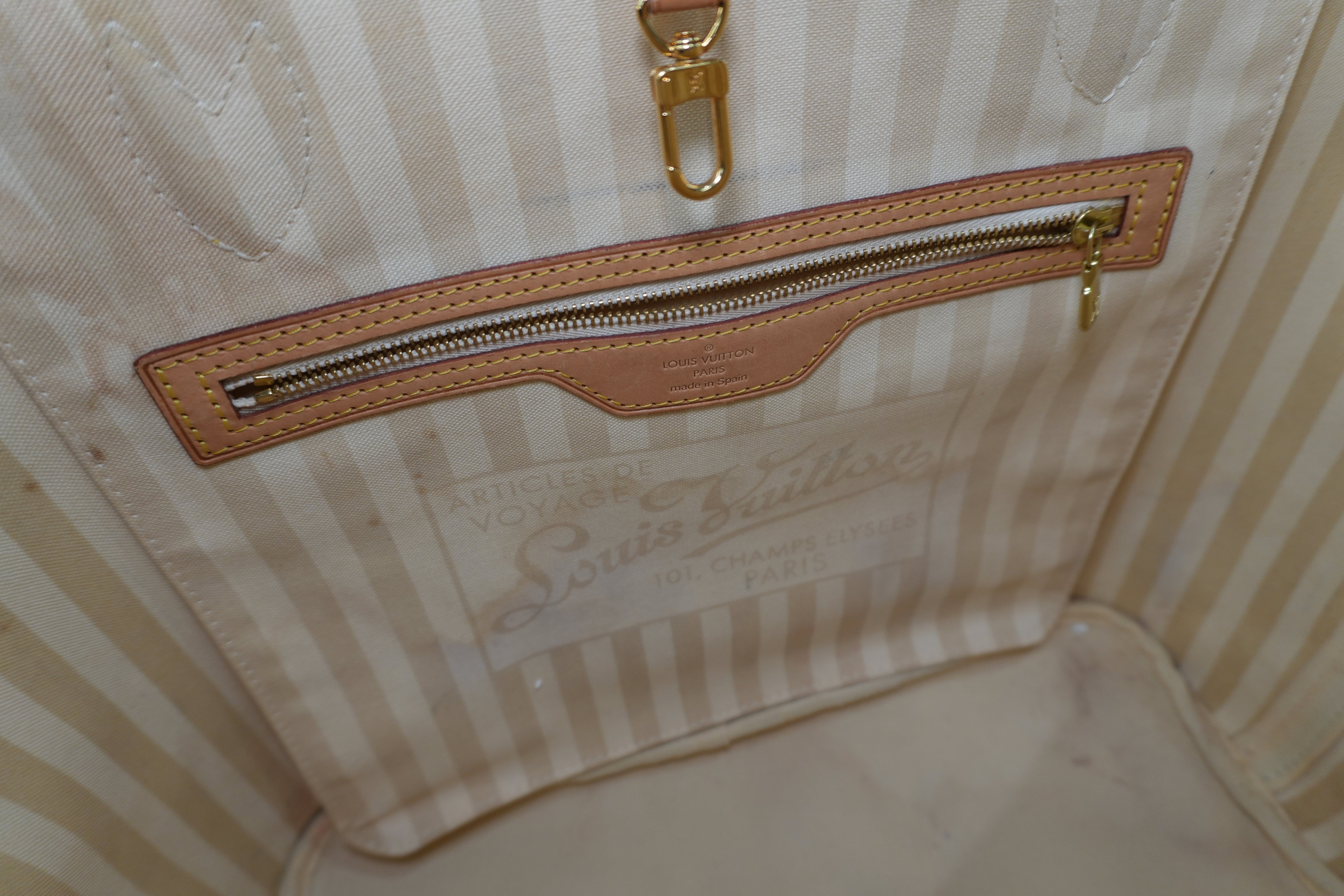 Louis Vuitton Monogram Neverfull MM Rayures Tote Bag Used