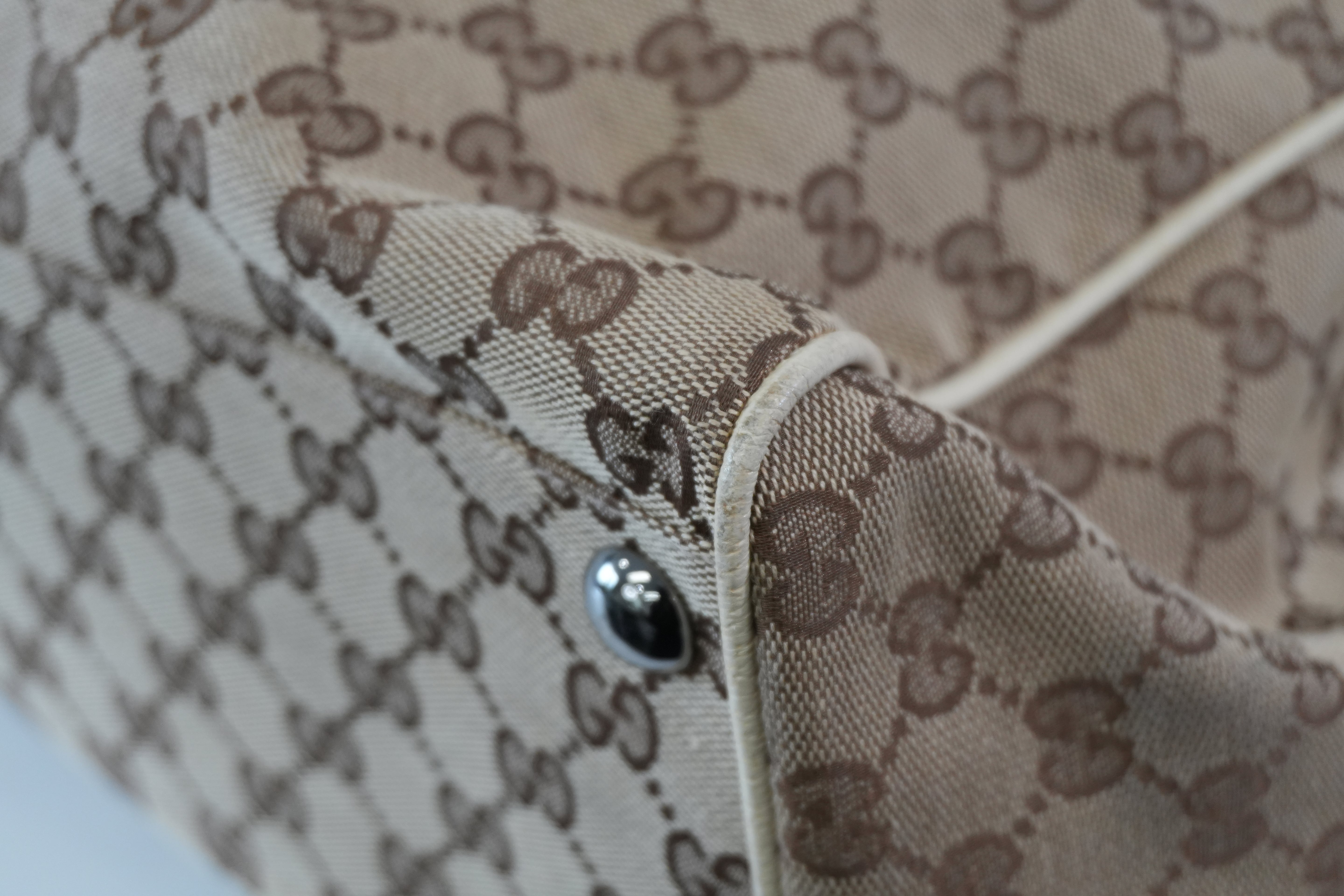 Pre-owned Gucci Guccisima Tote Bag White and Beige