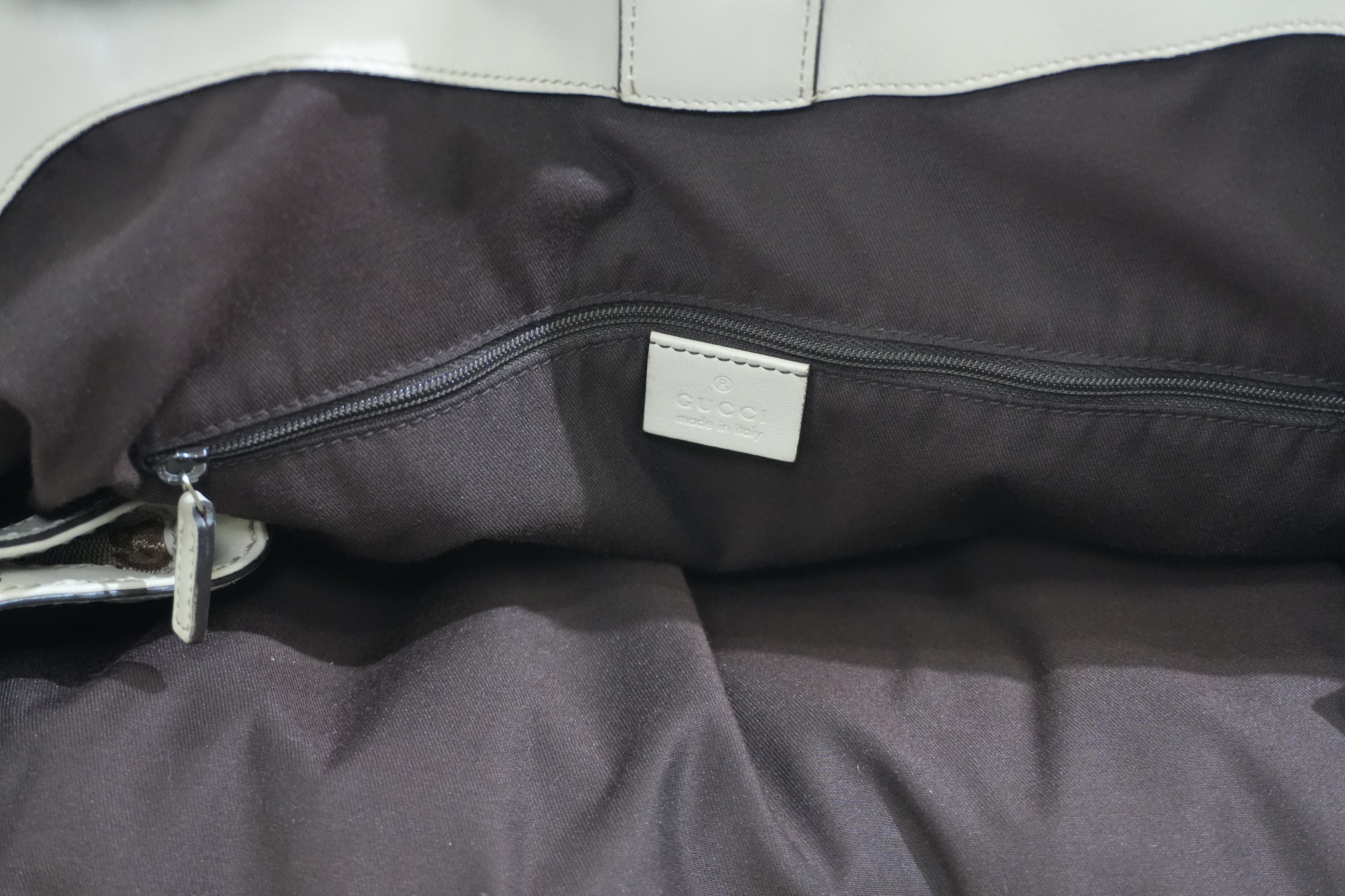 Pre-owned Gucci Sukey Tote Bag White