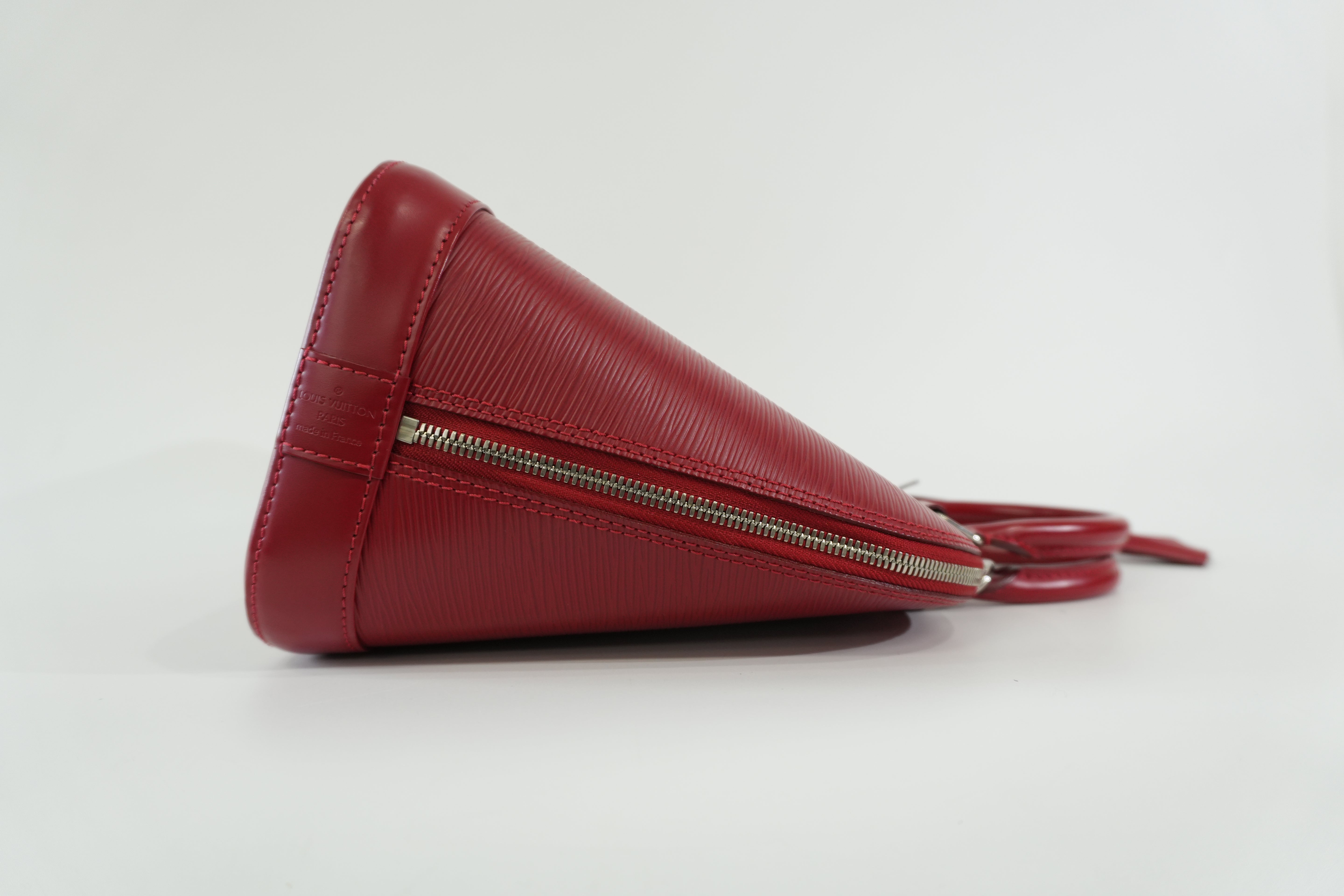 Pre-owned Louis Vuitton Epi Alma PM Handbag Red