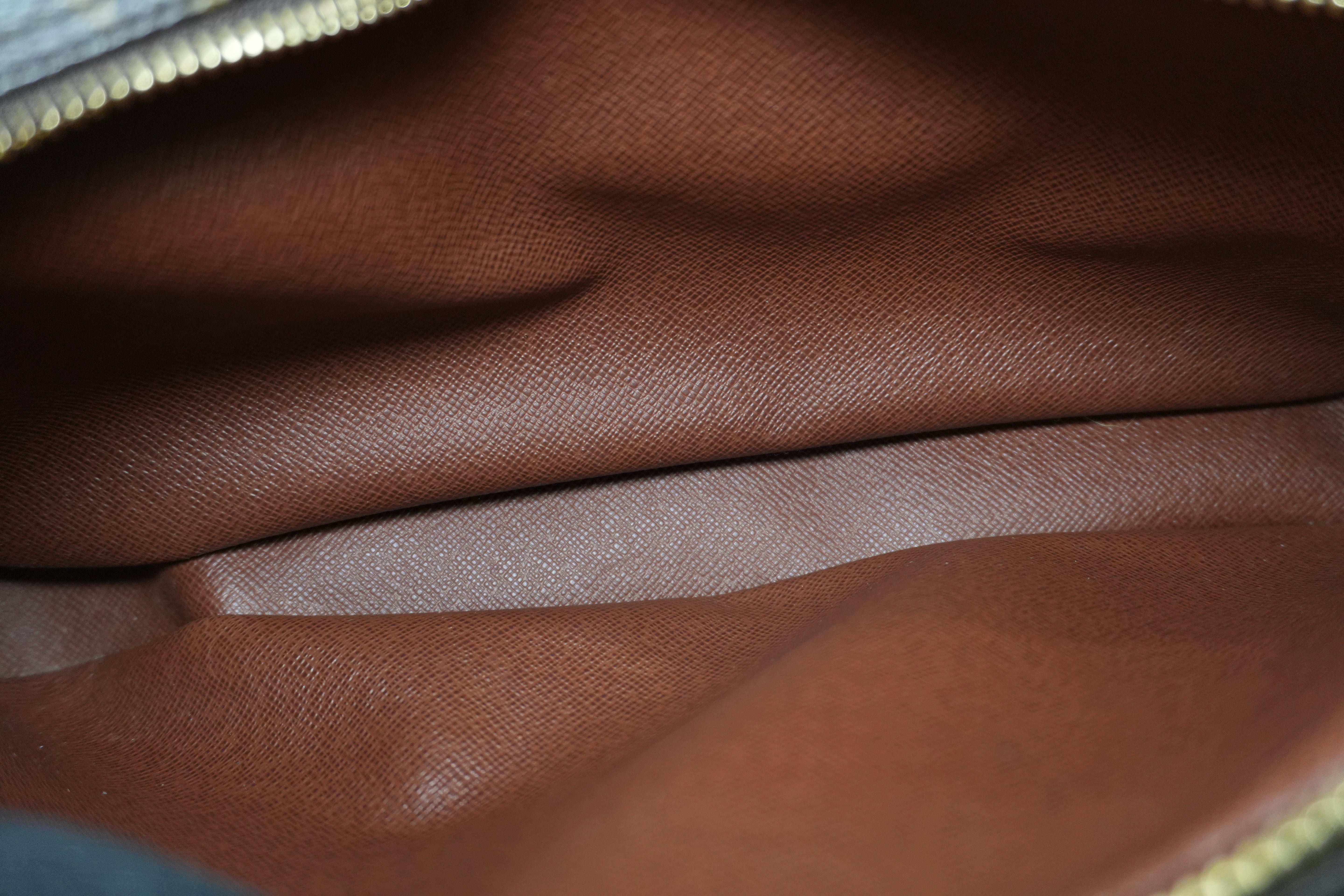 Louis Vuitton Monogram Nile Shoulder Bag Used