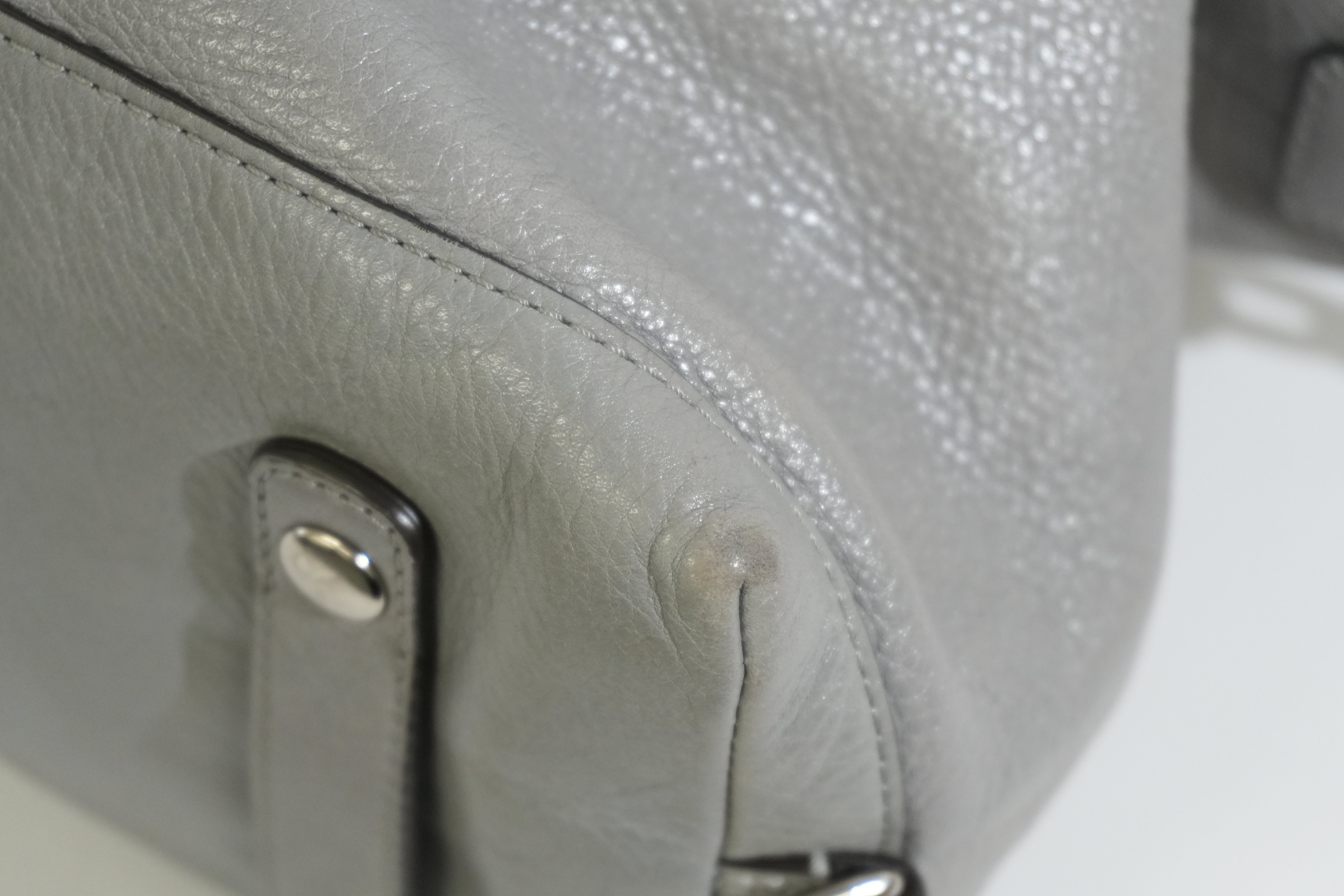 Pre-owned Coach Handbag Gray