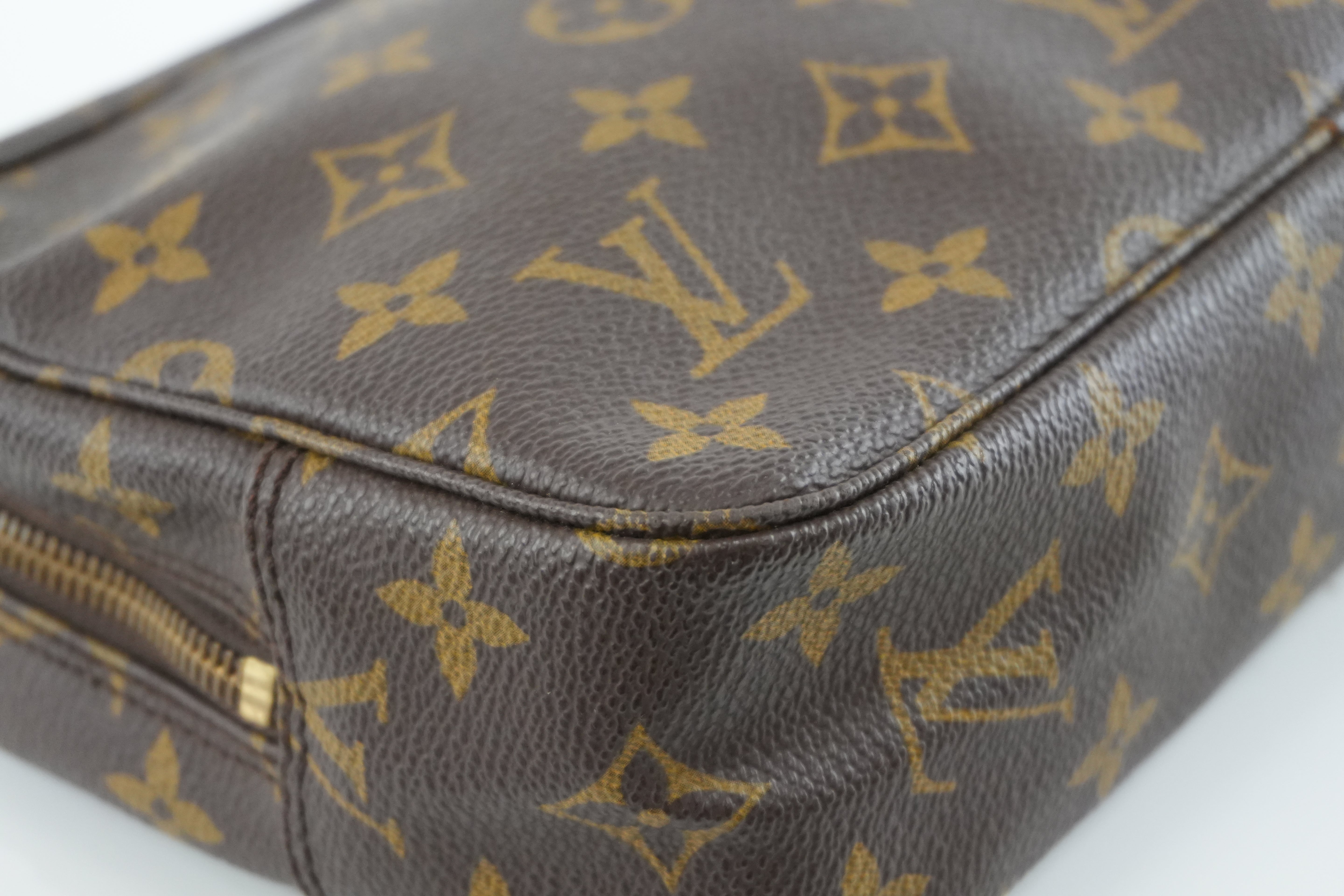 Louis Vuitton Monogram Trousse 23 Pouch Used