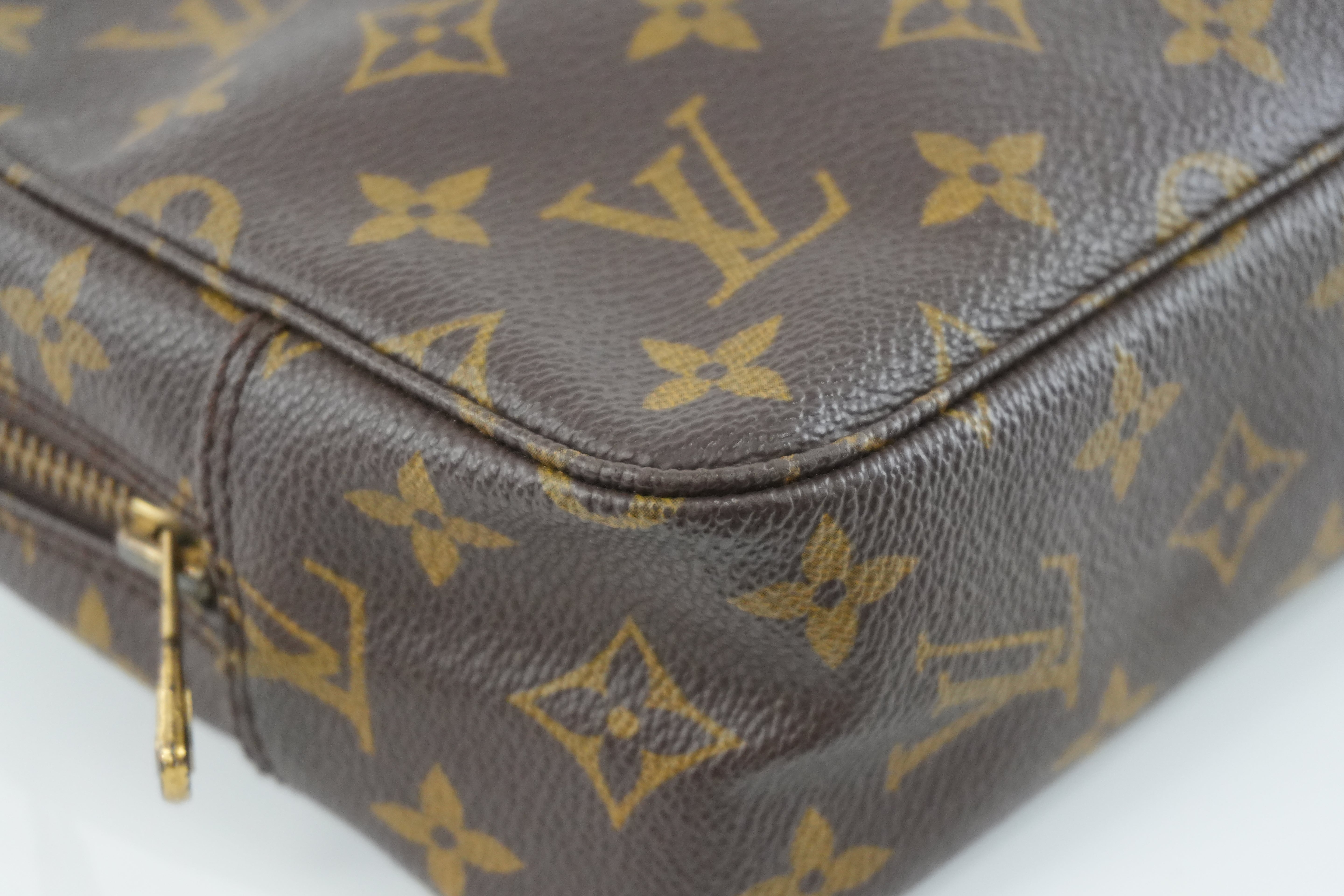 Louis Vuitton Monogram Trousse 23 Pouch Used