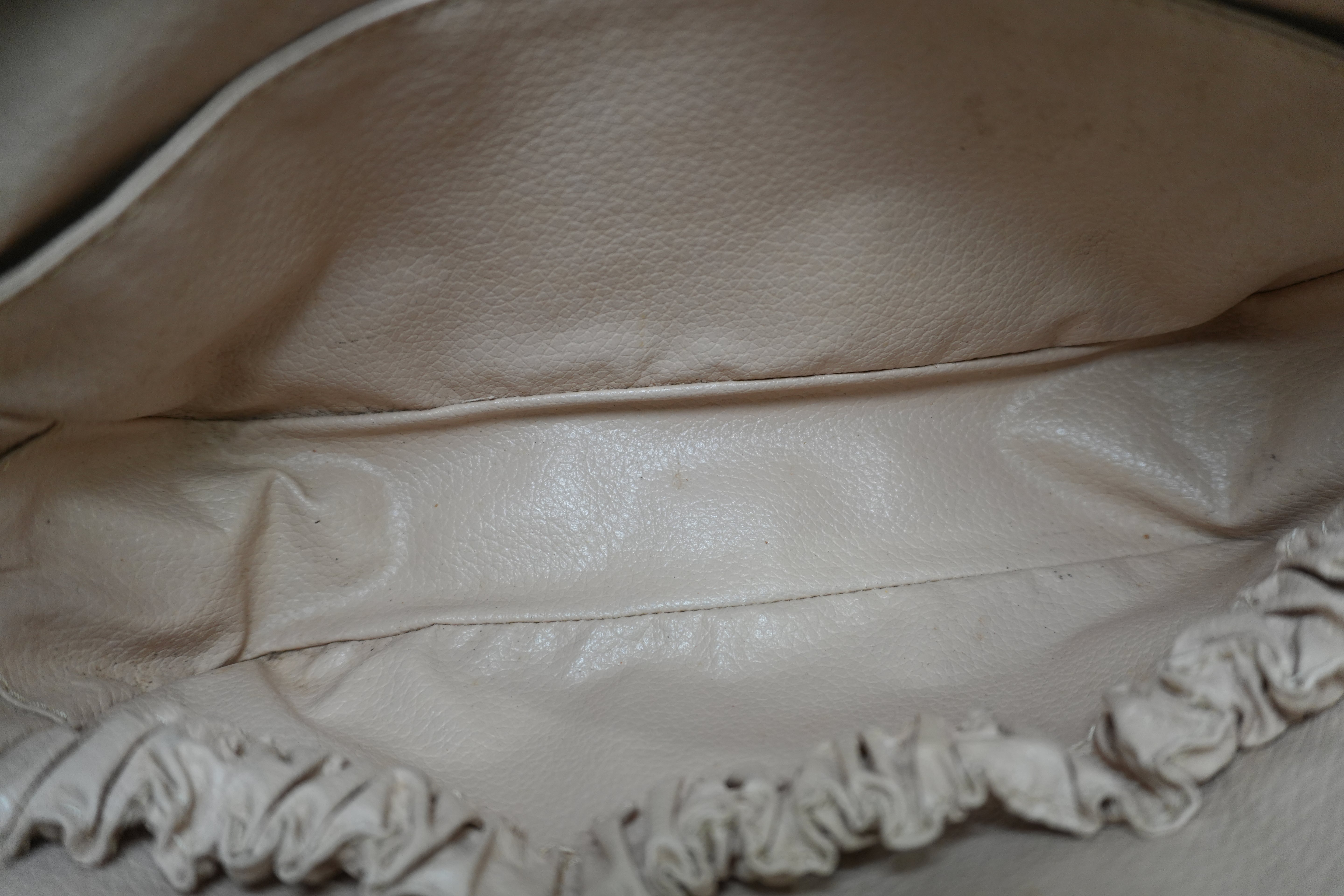 Louis Vuitton Monogram Trousse 23 Pouch Used