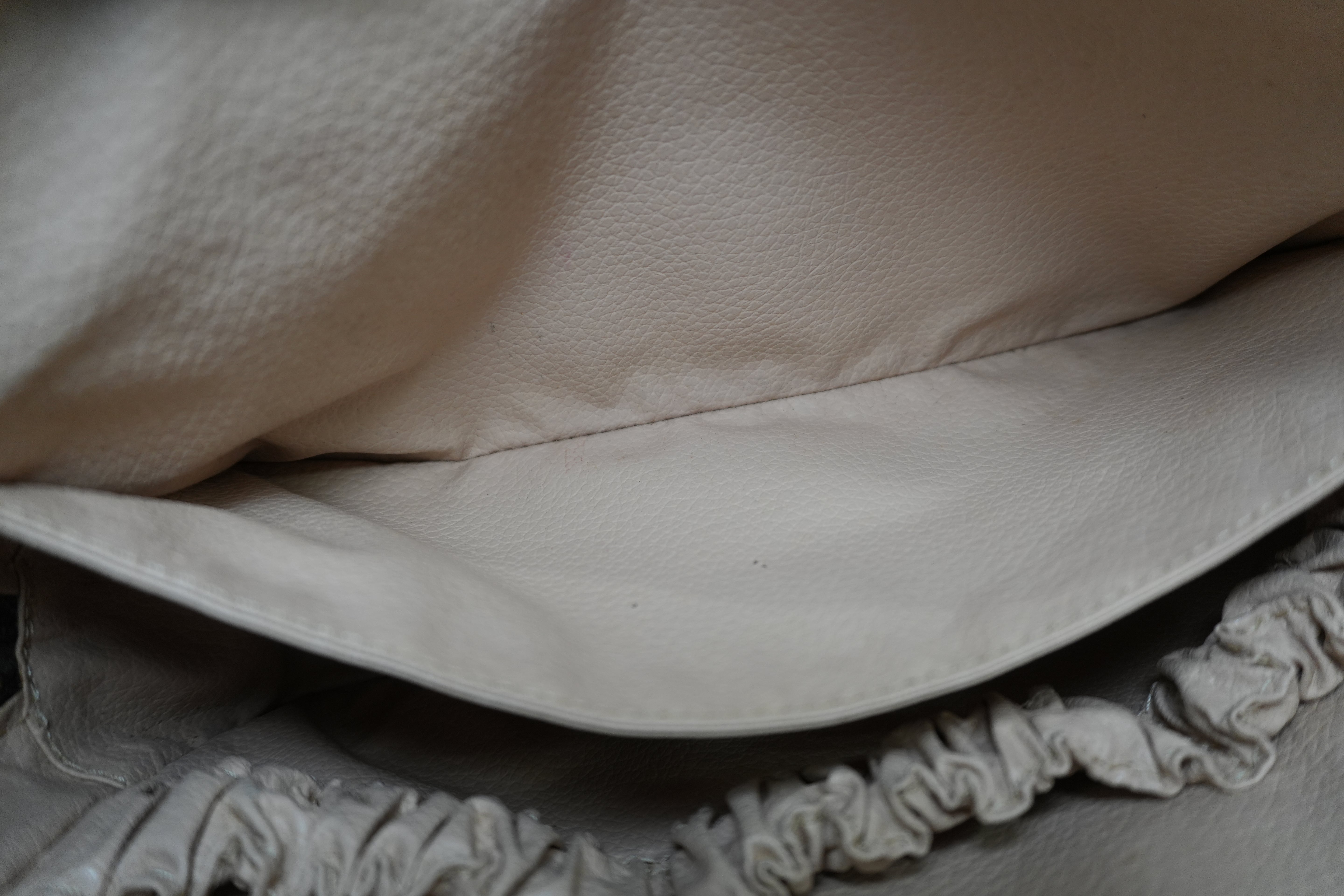 Louis Vuitton Monogram Trousse 23 Pouch Used