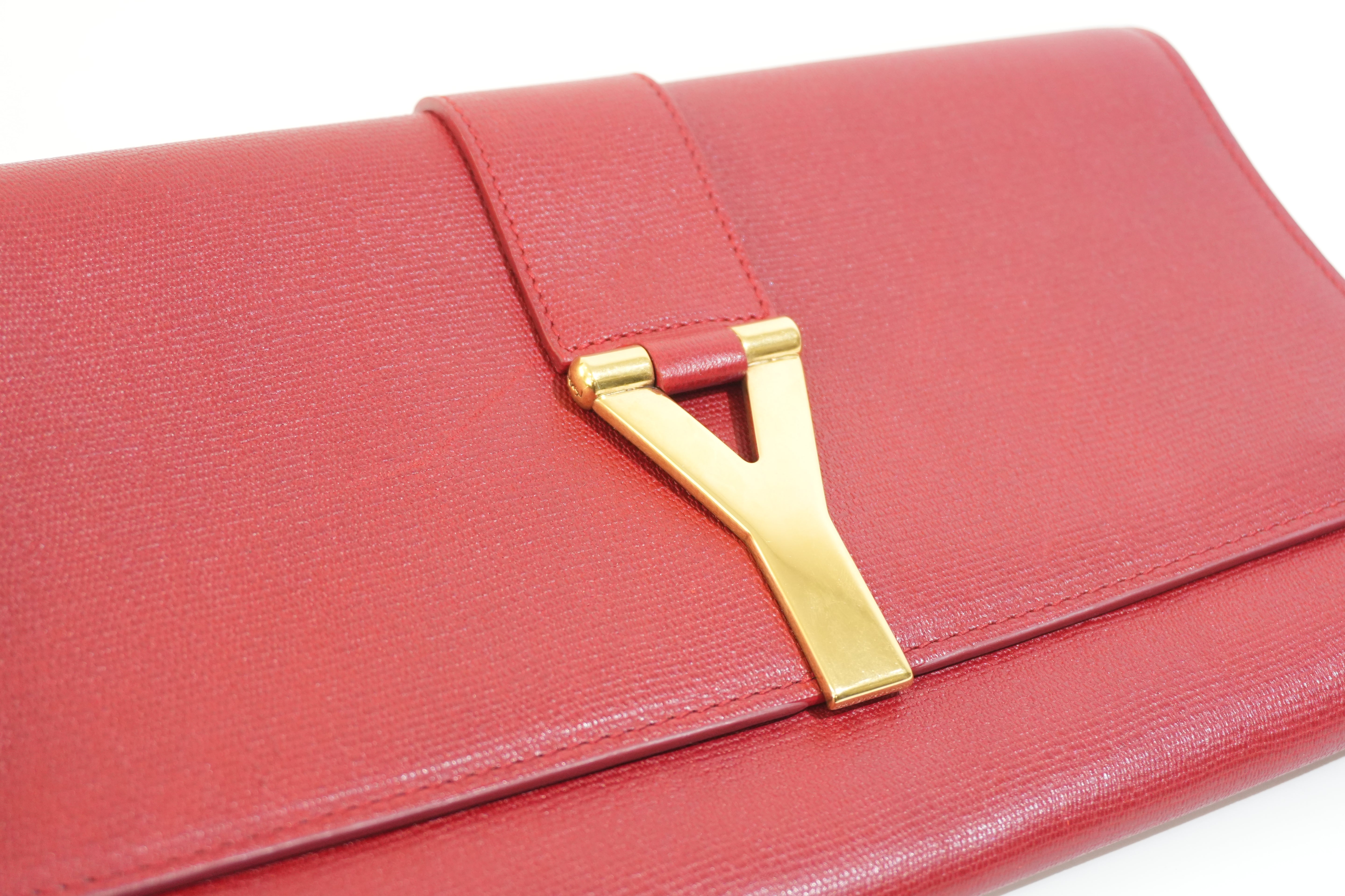 Pre-owned Yves Saint Laurent Calfskin Leather Clutch Bag Red