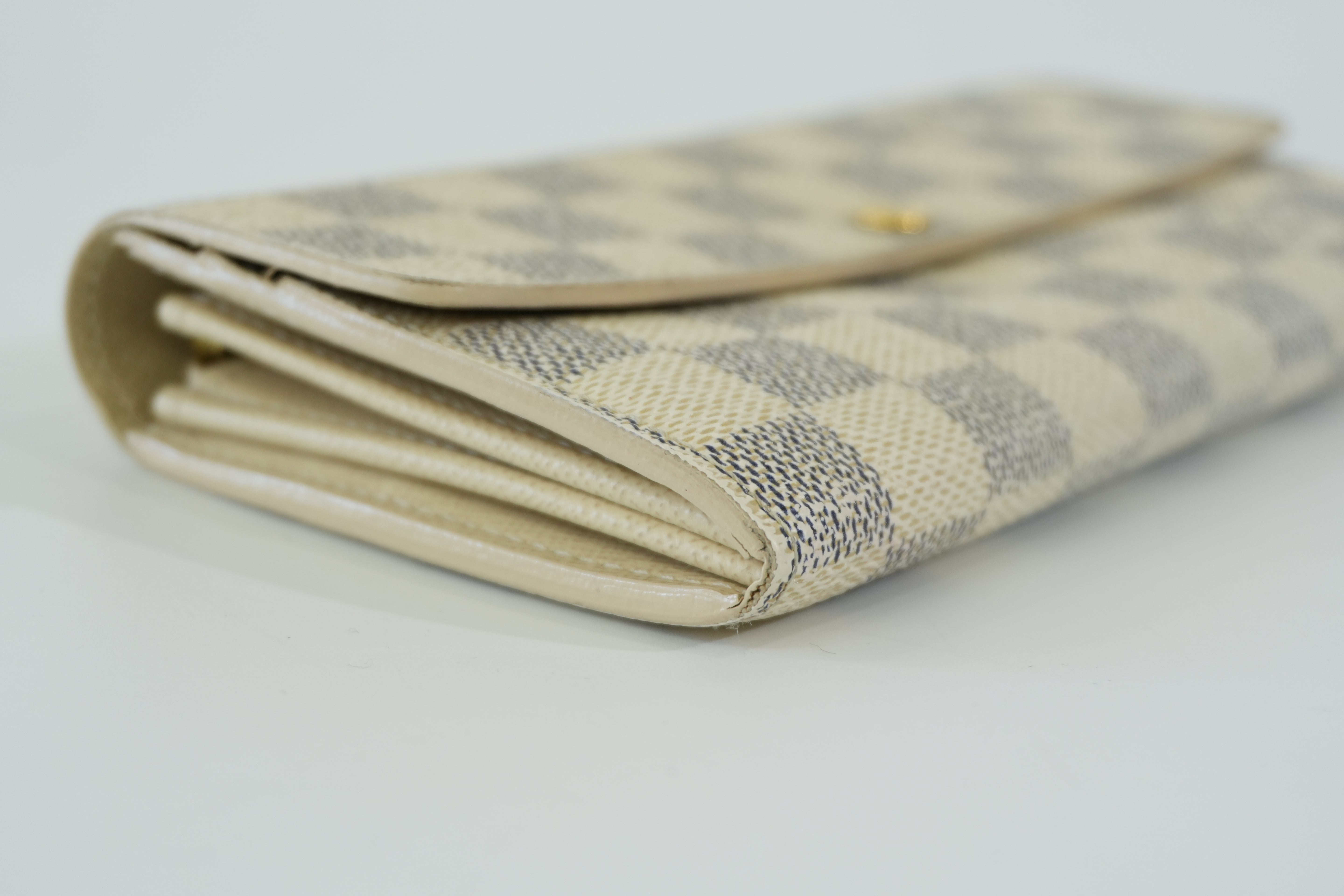 Pre-owned Louis Vuitton Damier Azur Sarah Wallet