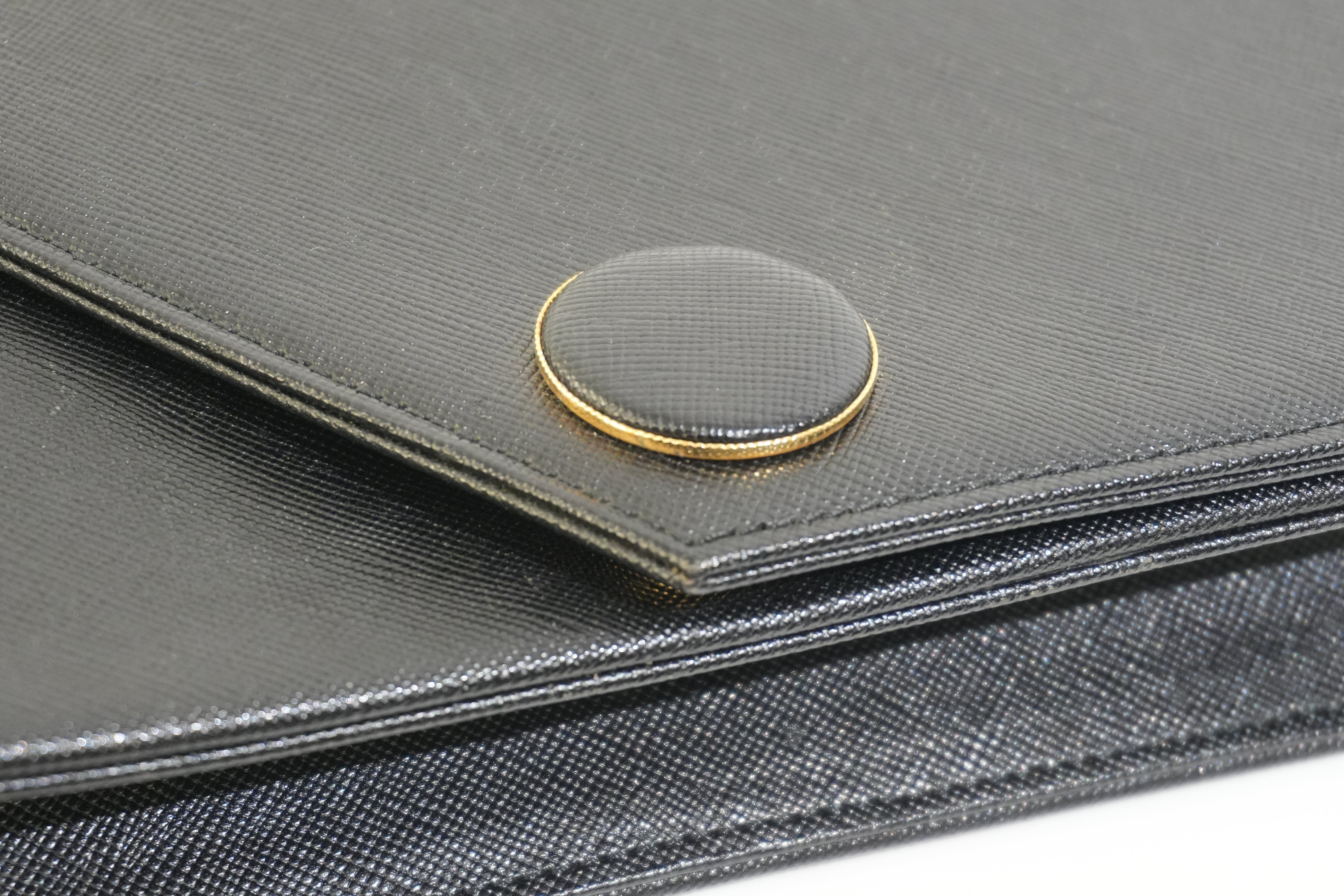 Pre-owned Saint Laurent Leather Clutch Bag Black