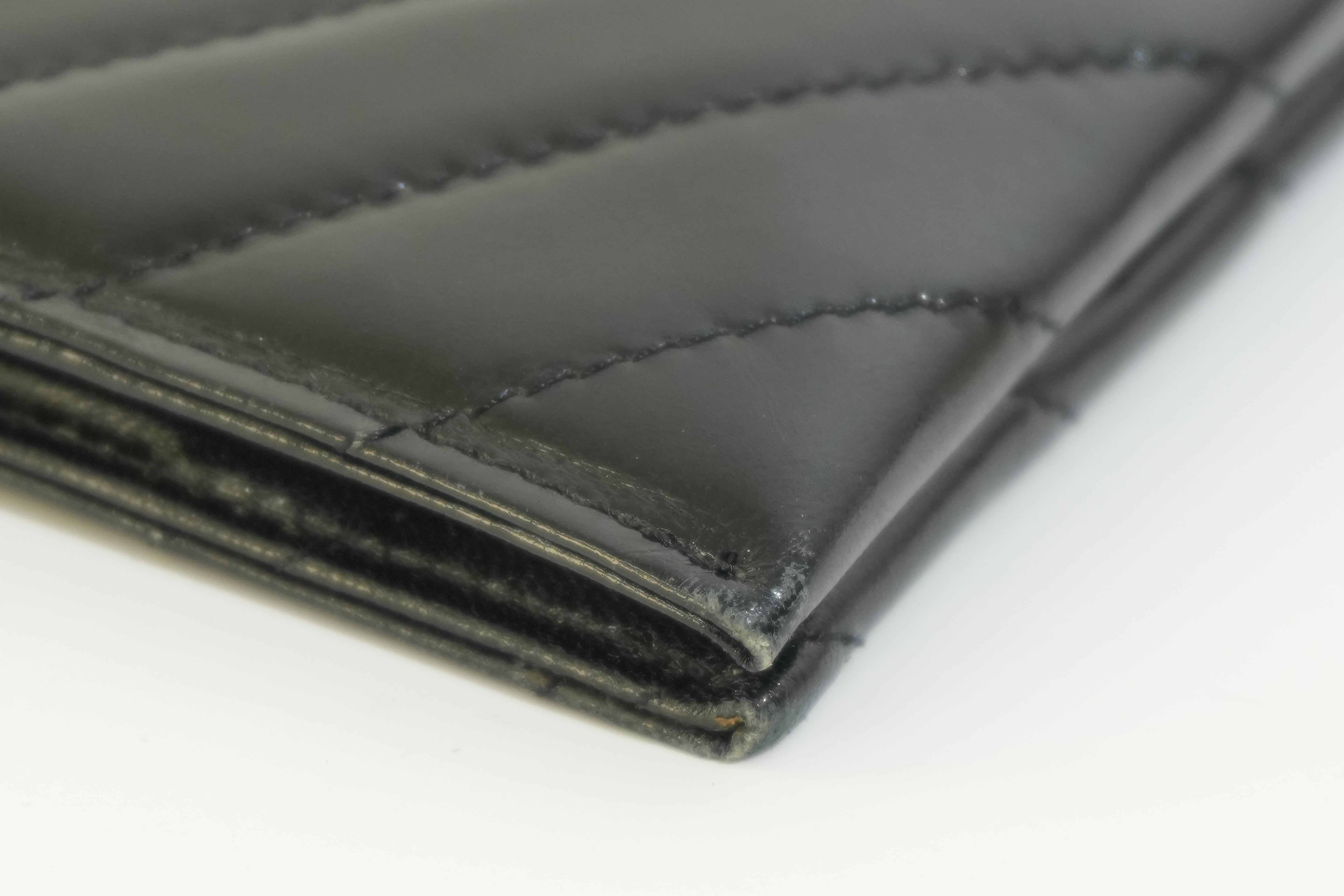 Pre-owned Yves Saint Laurent Calfskin Leather Clutch Bag Black