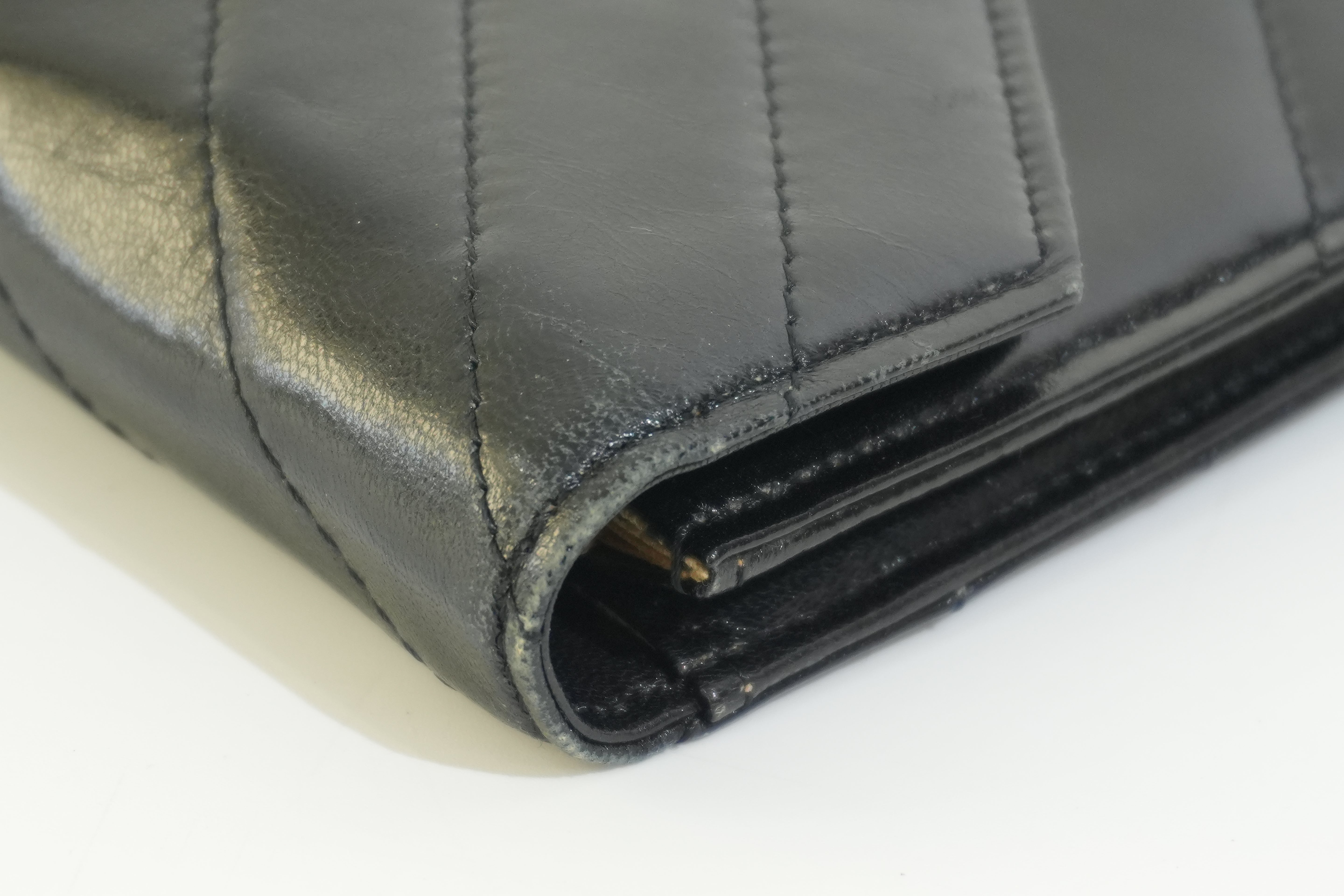 Pre-owned Yves Saint Laurent Calfskin Leather Clutch Bag Black