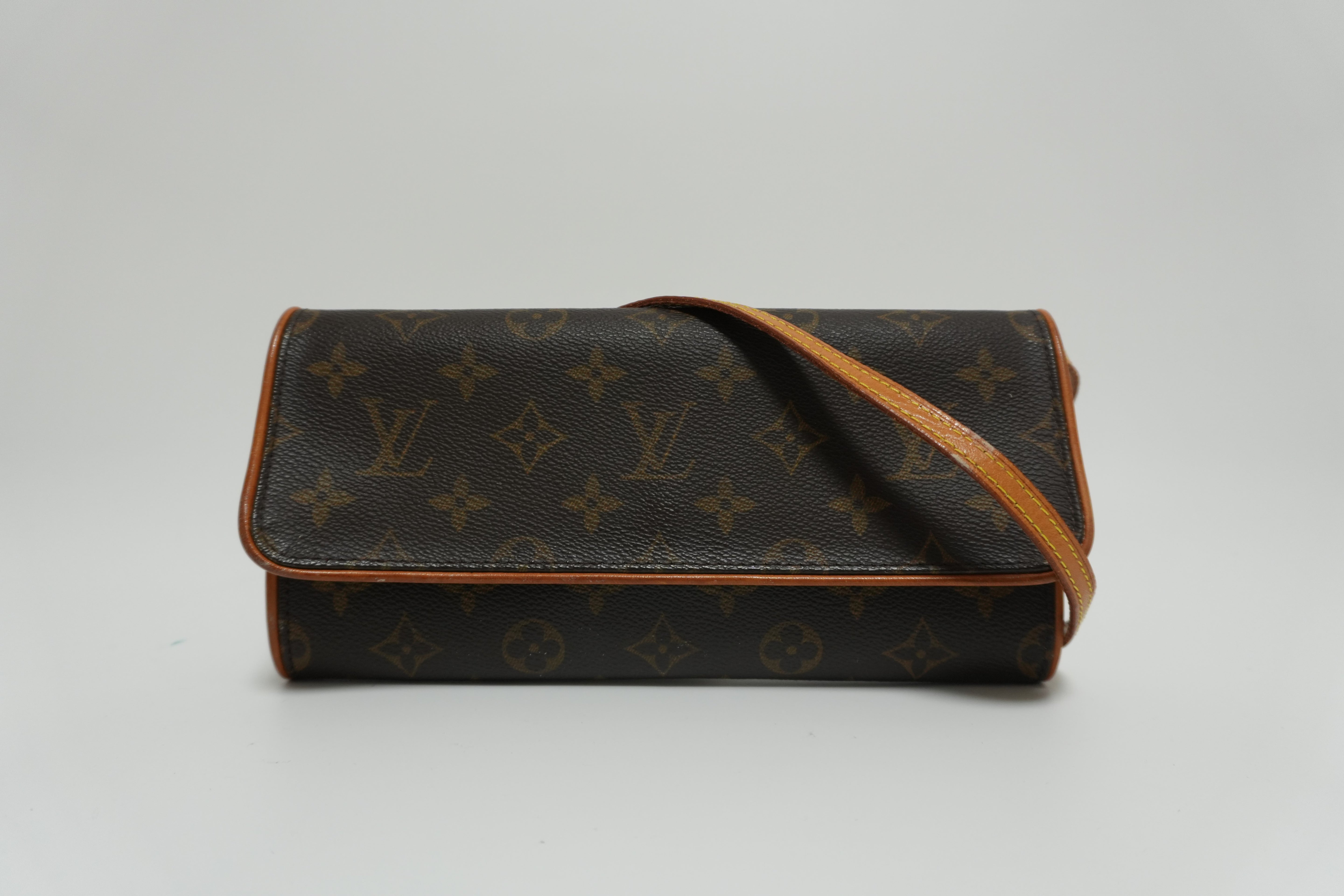 Louis Vuitton Monogram Twin Pochette GM Shoulder Bag Used