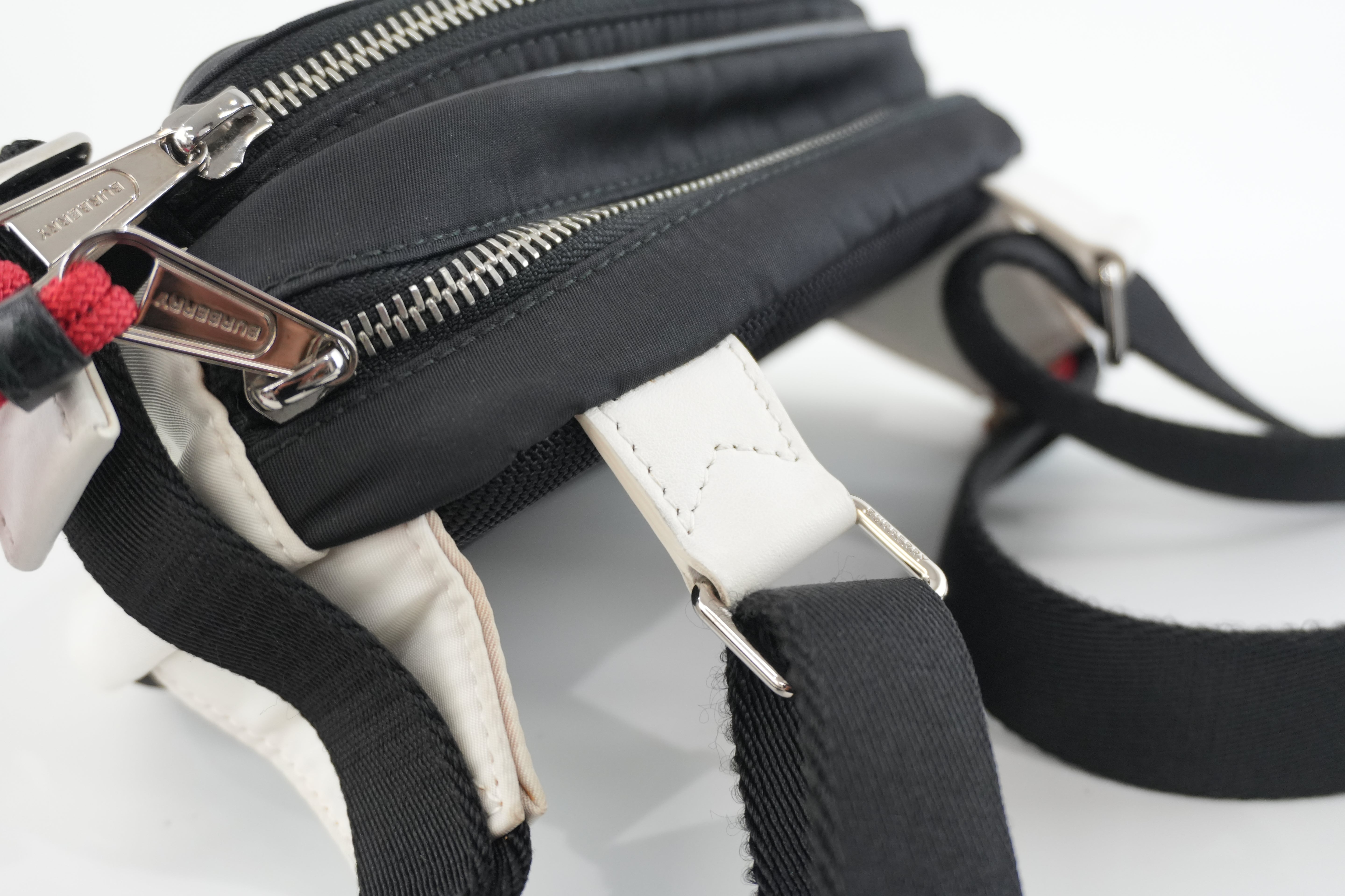 Burberry Bodybag Black Used