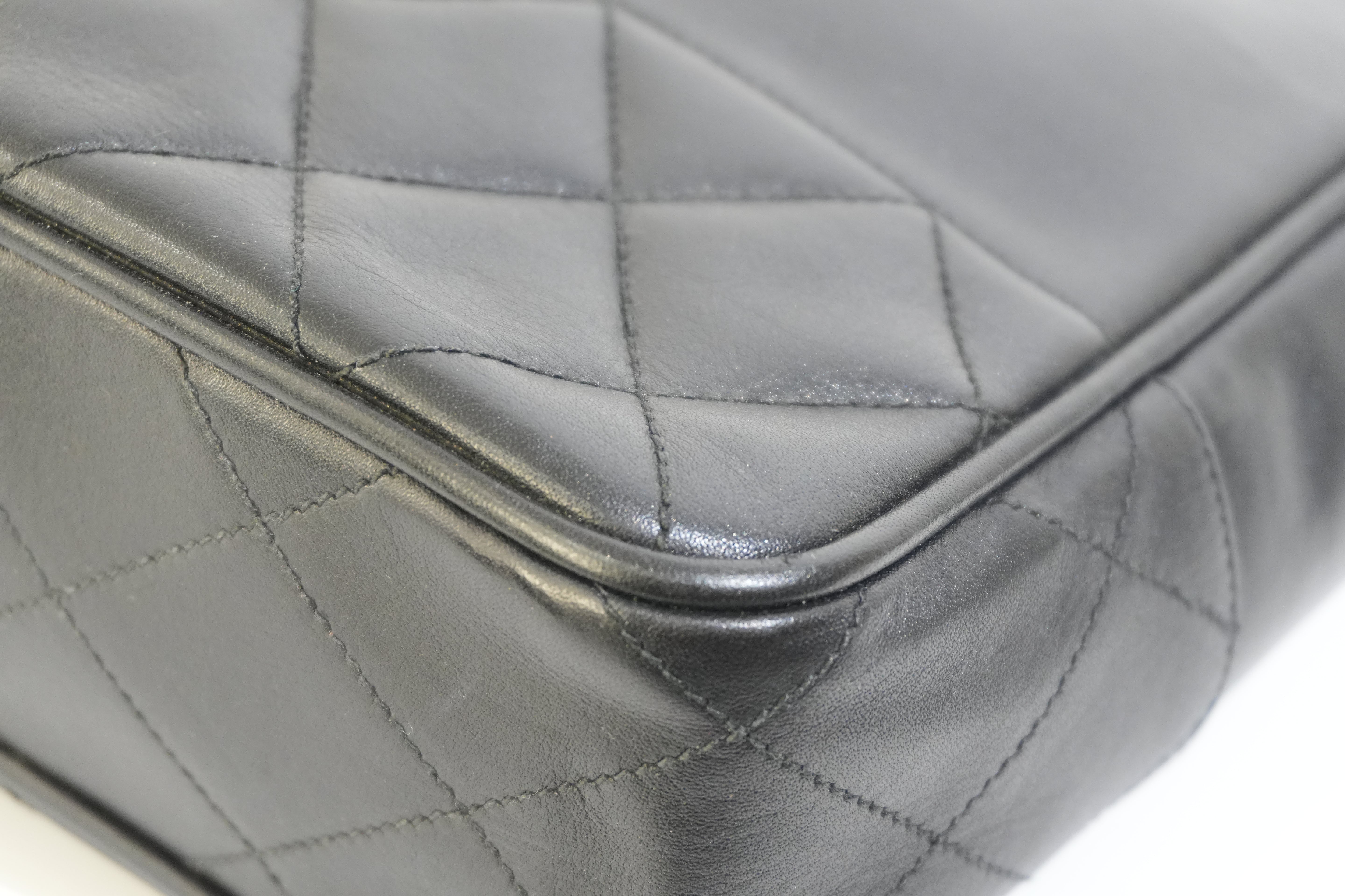 Pre-owned Chanel Lambskin Chain Shoulder Bag Black