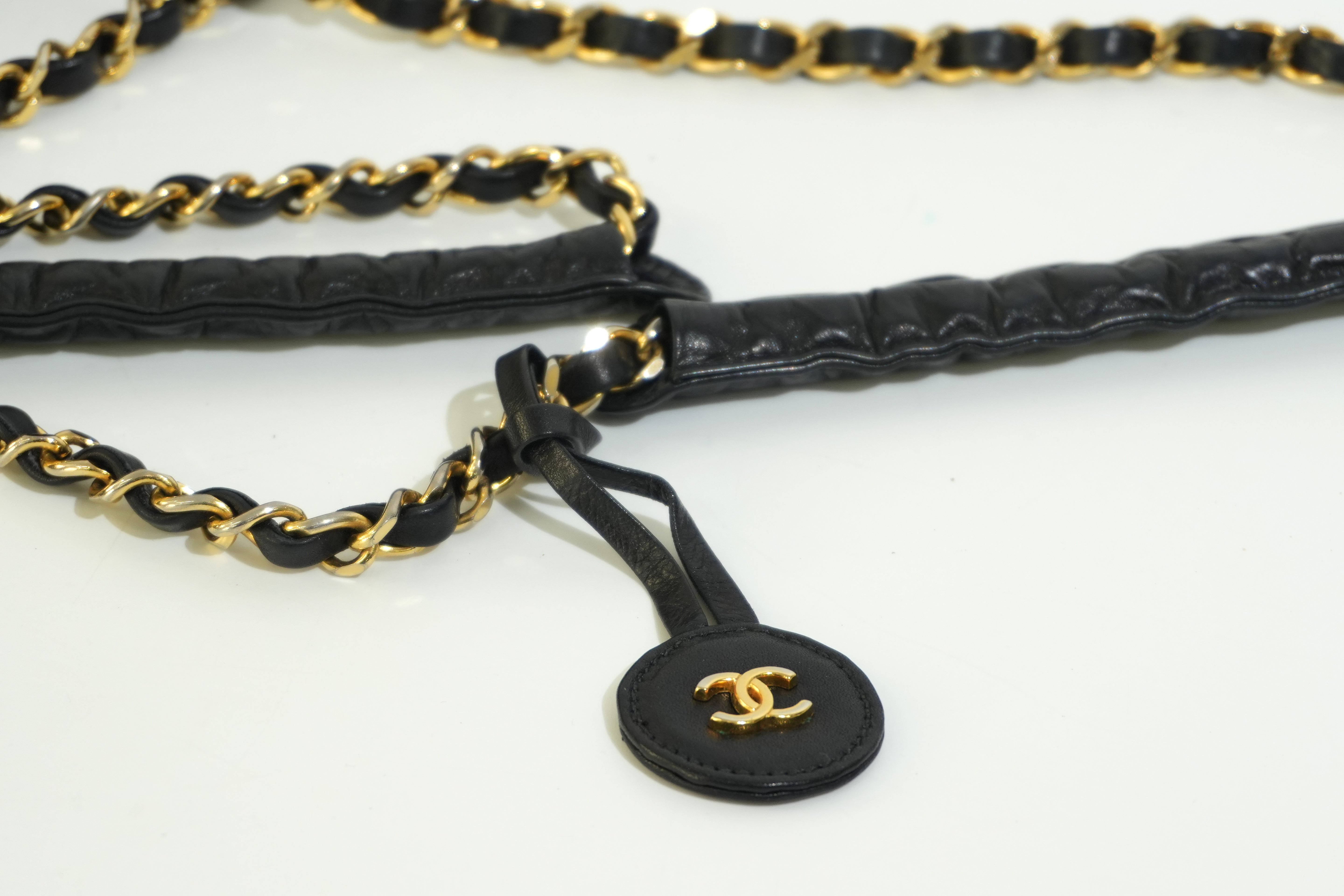 Pre-owned Chanel Lambskin Chain Shoulder Bag Black